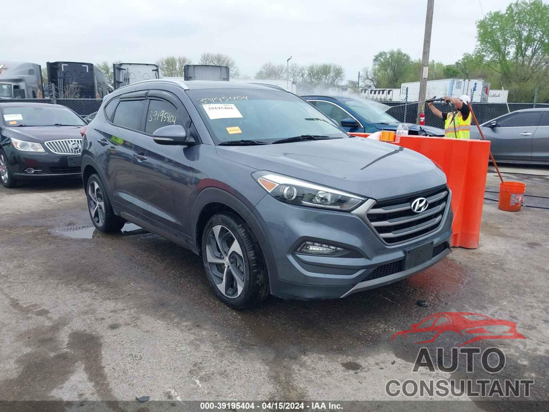 HYUNDAI TUCSON 2016 - KM8J33A20GU124572