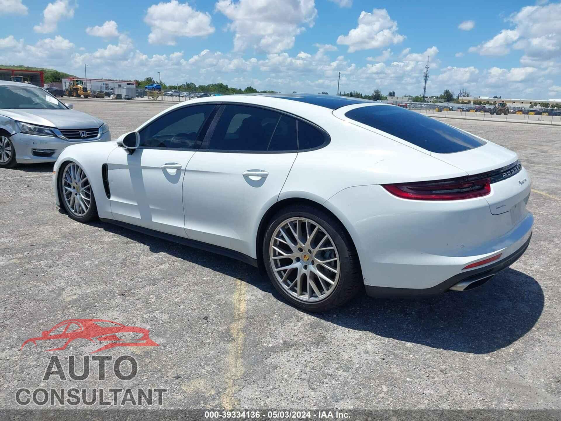 PORSCHE PANAMERA 2017 - WP0AA2A75HL104325