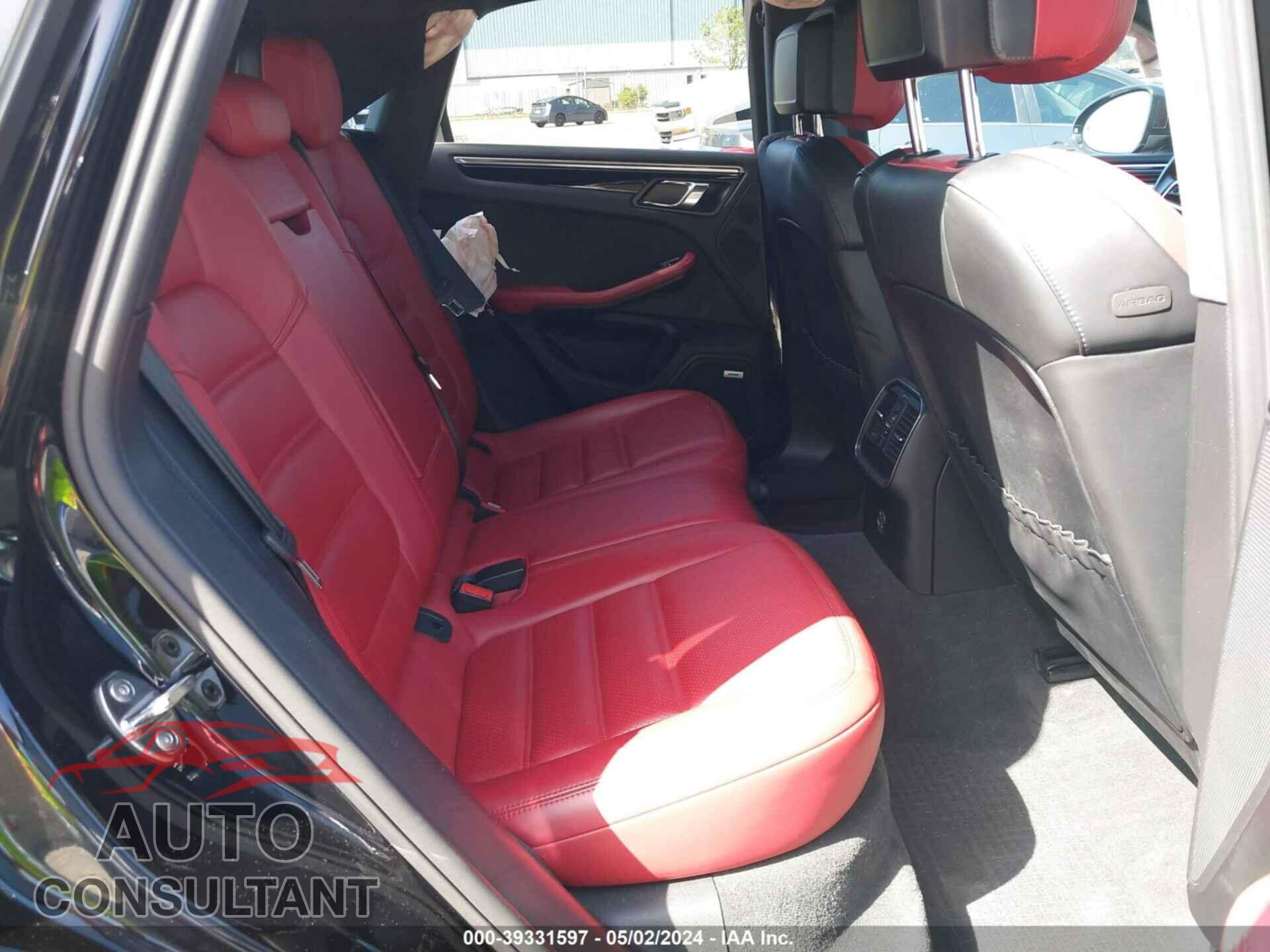 PORSCHE MACAN 2017 - WP1AF2A56HLB61793
