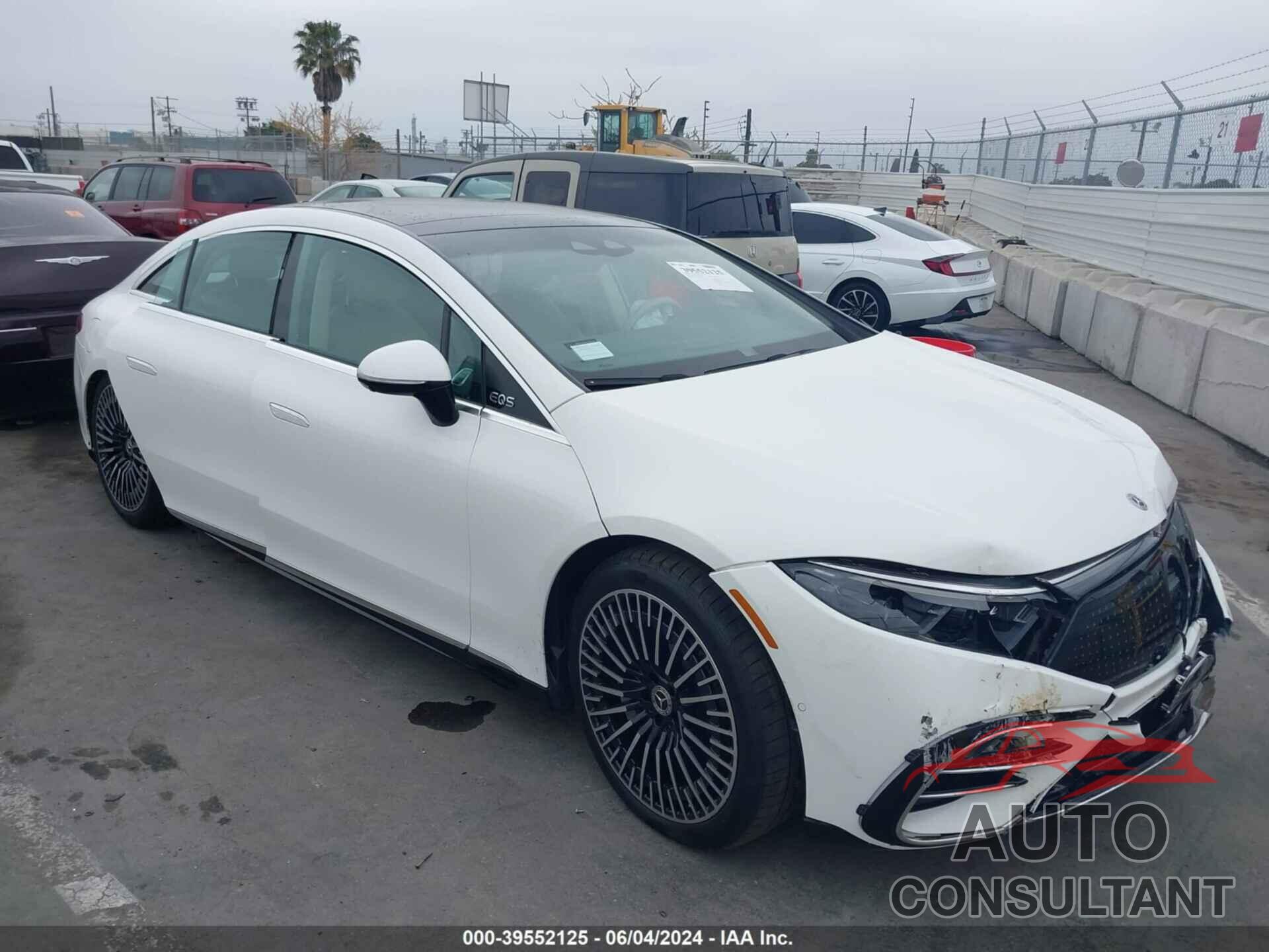 MERCEDES-BENZ EQS SEDAN 2023 - W1KCG4EB5PA040336
