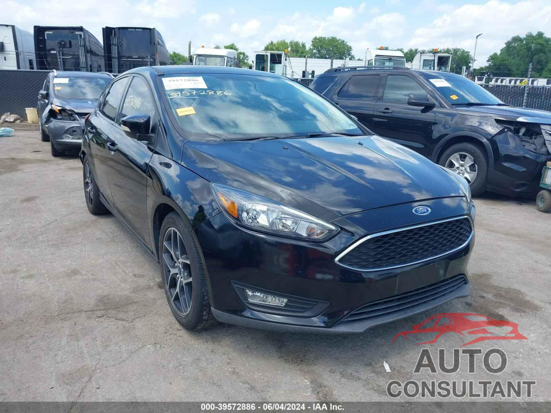 FORD FOCUS 2018 - 1FADP3M22JL204606