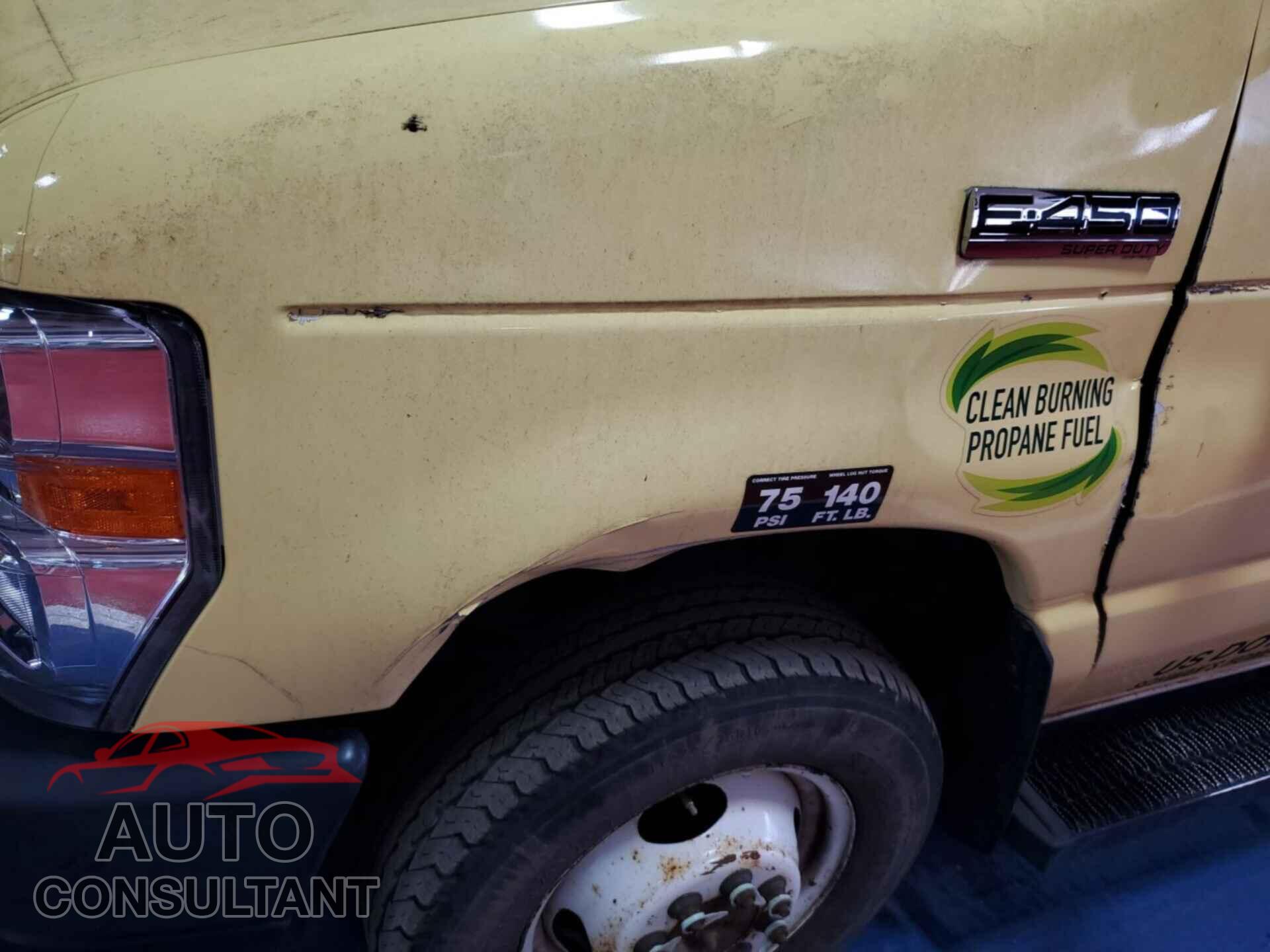 FORD ECONOLINE 2017 - 1FDXE4FS4HDC68646