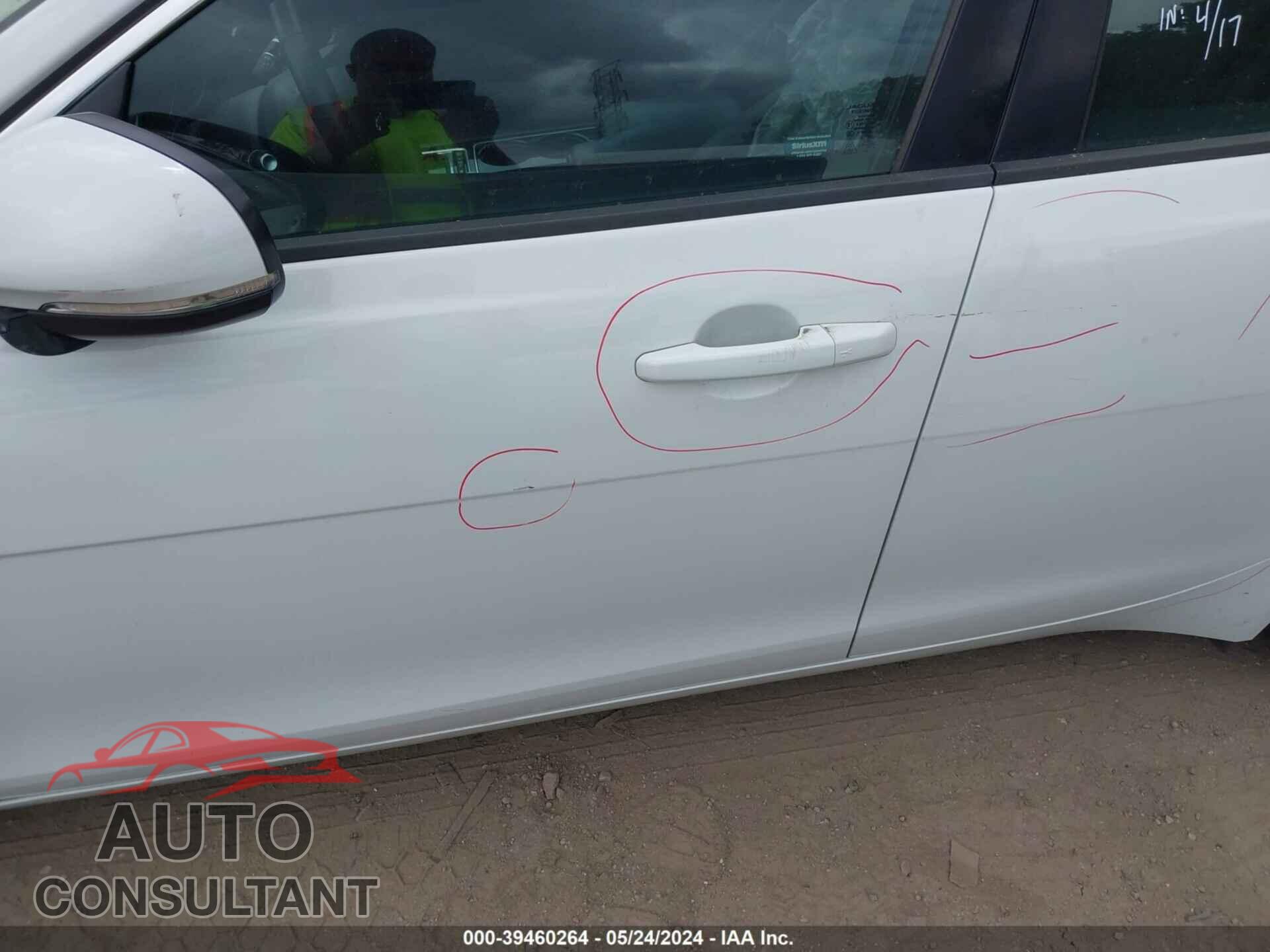JAGUAR XE 2017 - SAJAR4BG0HA972734