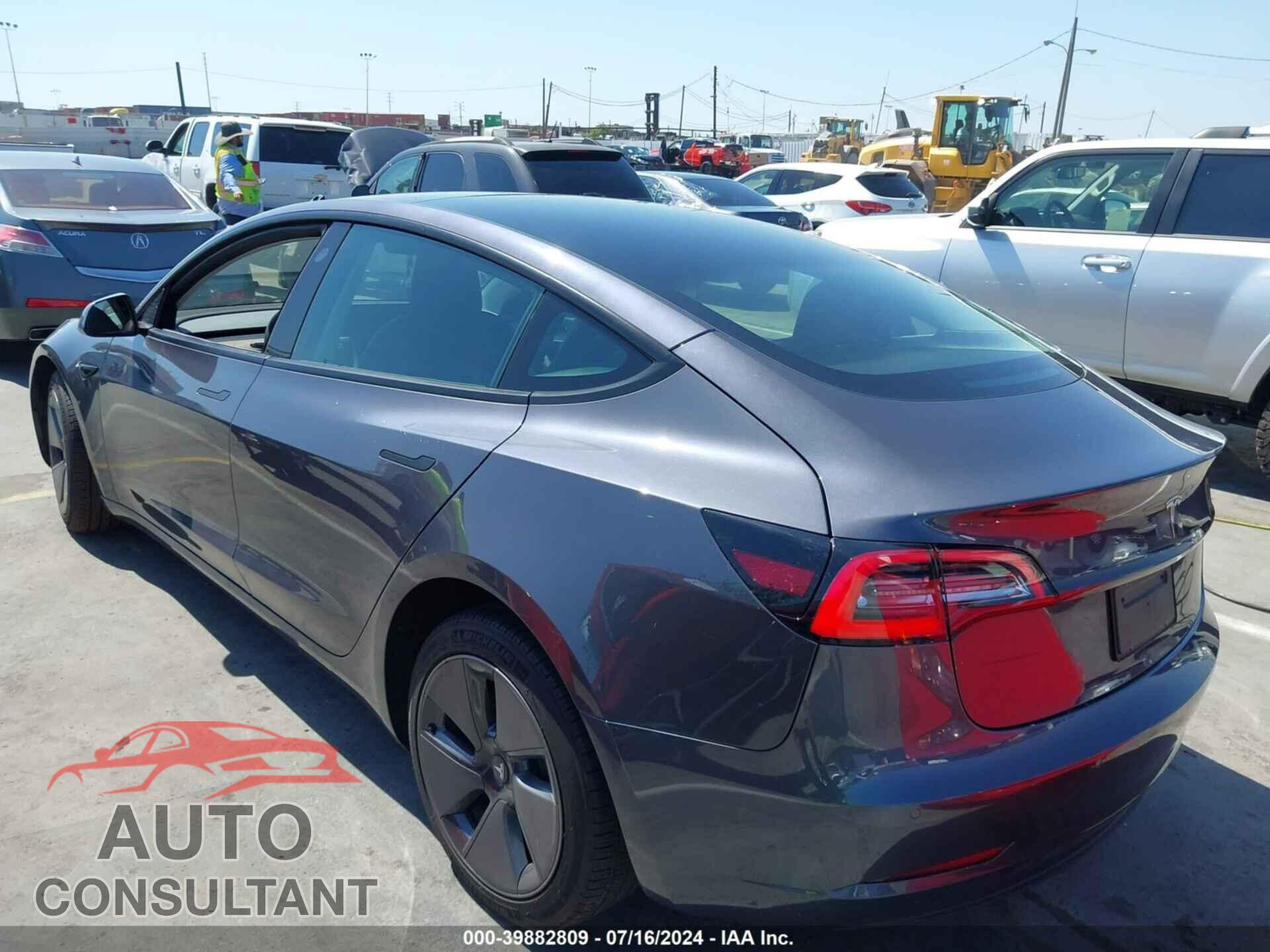 TESLA MODEL 3 2022 - 5YJ3E1EA5NF337570