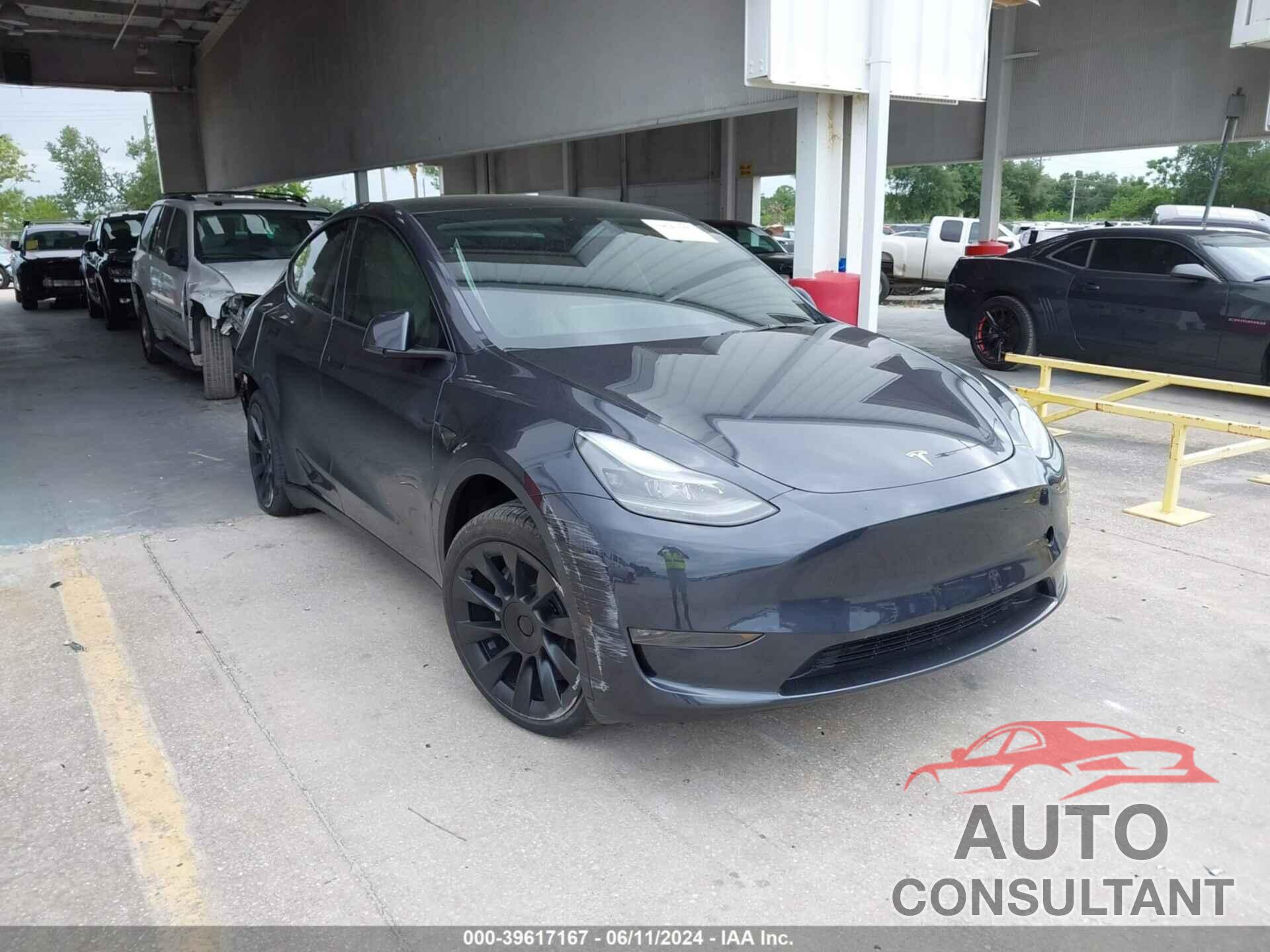 TESLA MODEL Y 2024 - 7SAYGDEEXRA265887