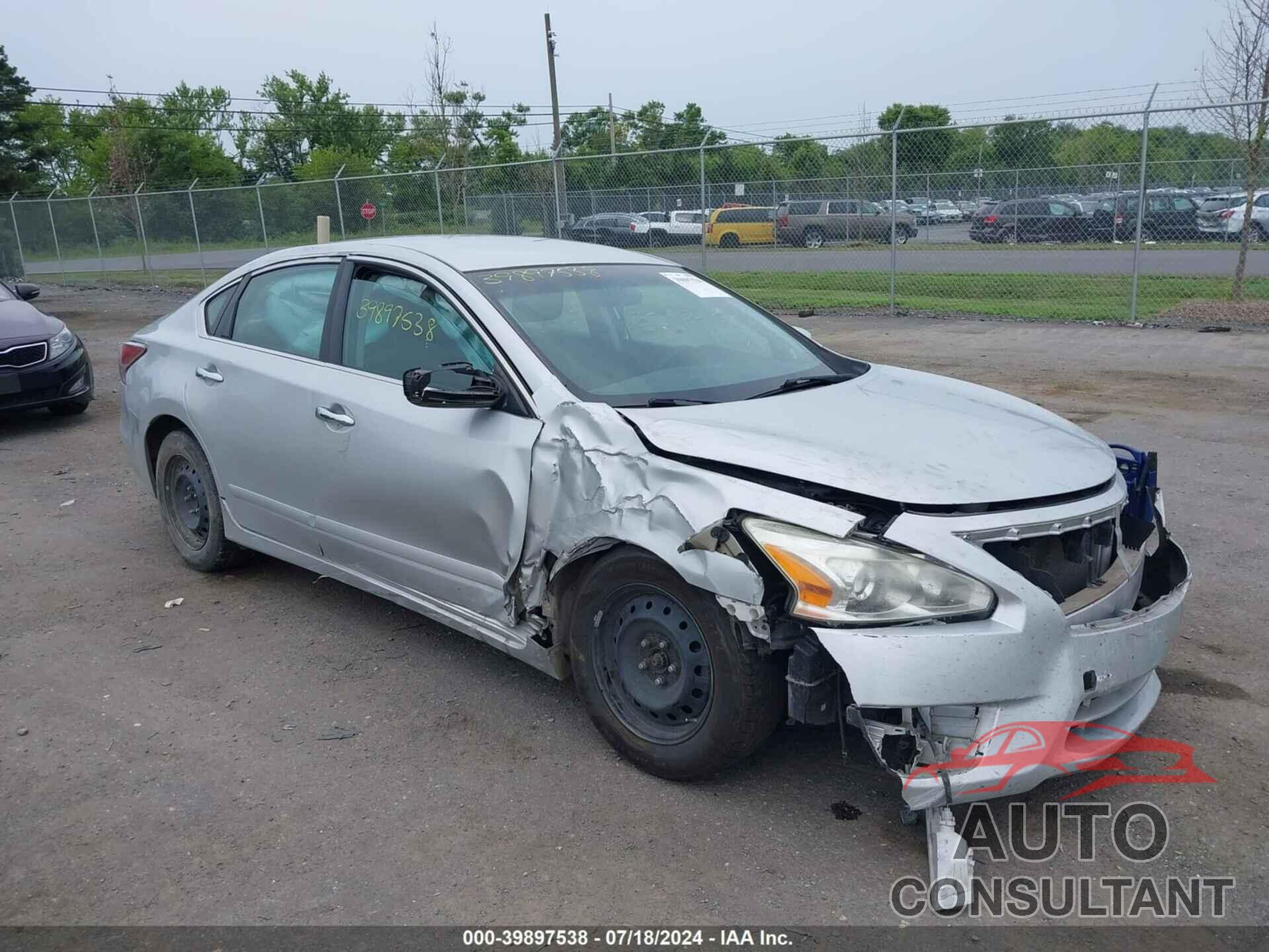 NISSAN ALTIMA 2015 - 1N4AL3AP2FN876563