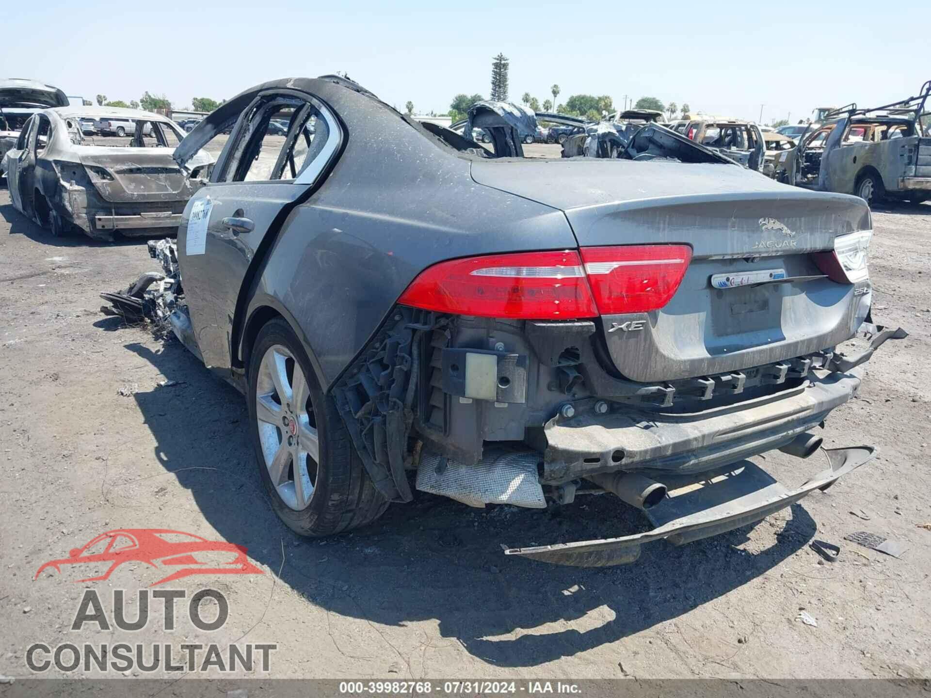 JAGUAR XE 2017 - SAJAD4BG0HA963207