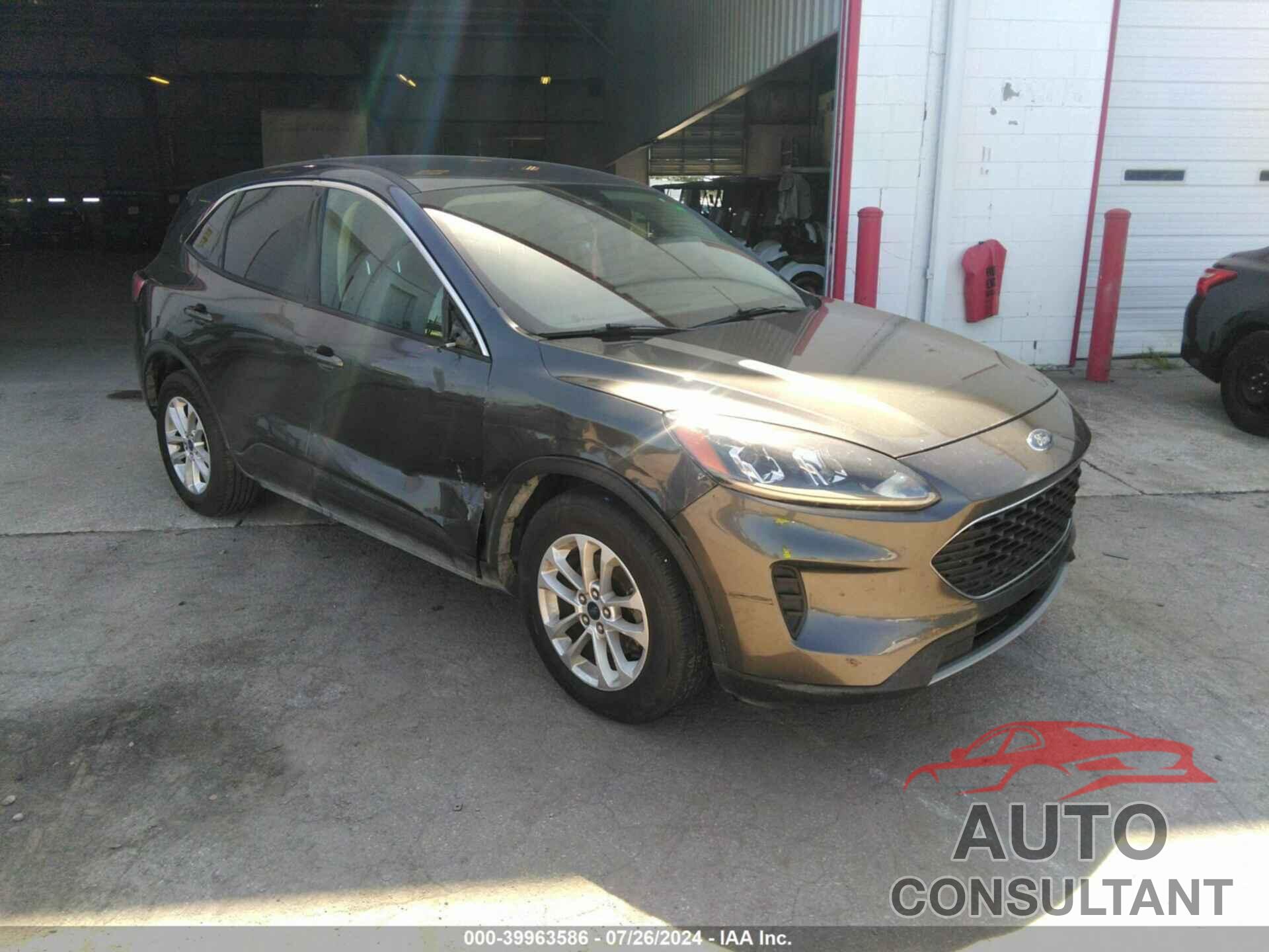 FORD ESCAPE 2020 - 1FMCU0G60LUA24240