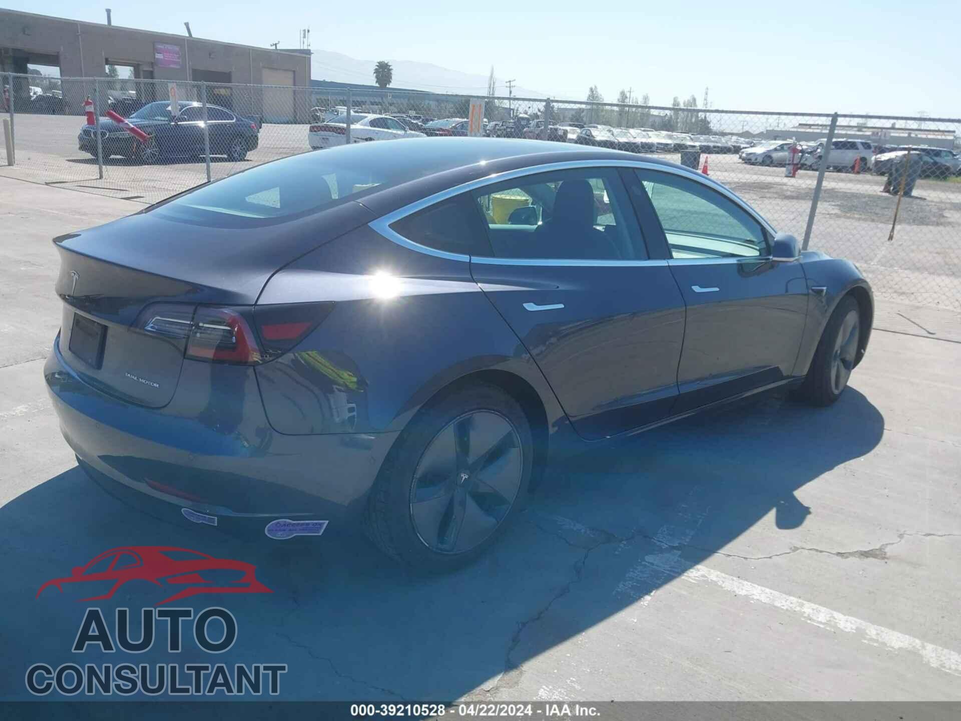 TESLA MODEL 3 2019 - 5YJ3E1EB7KF386189