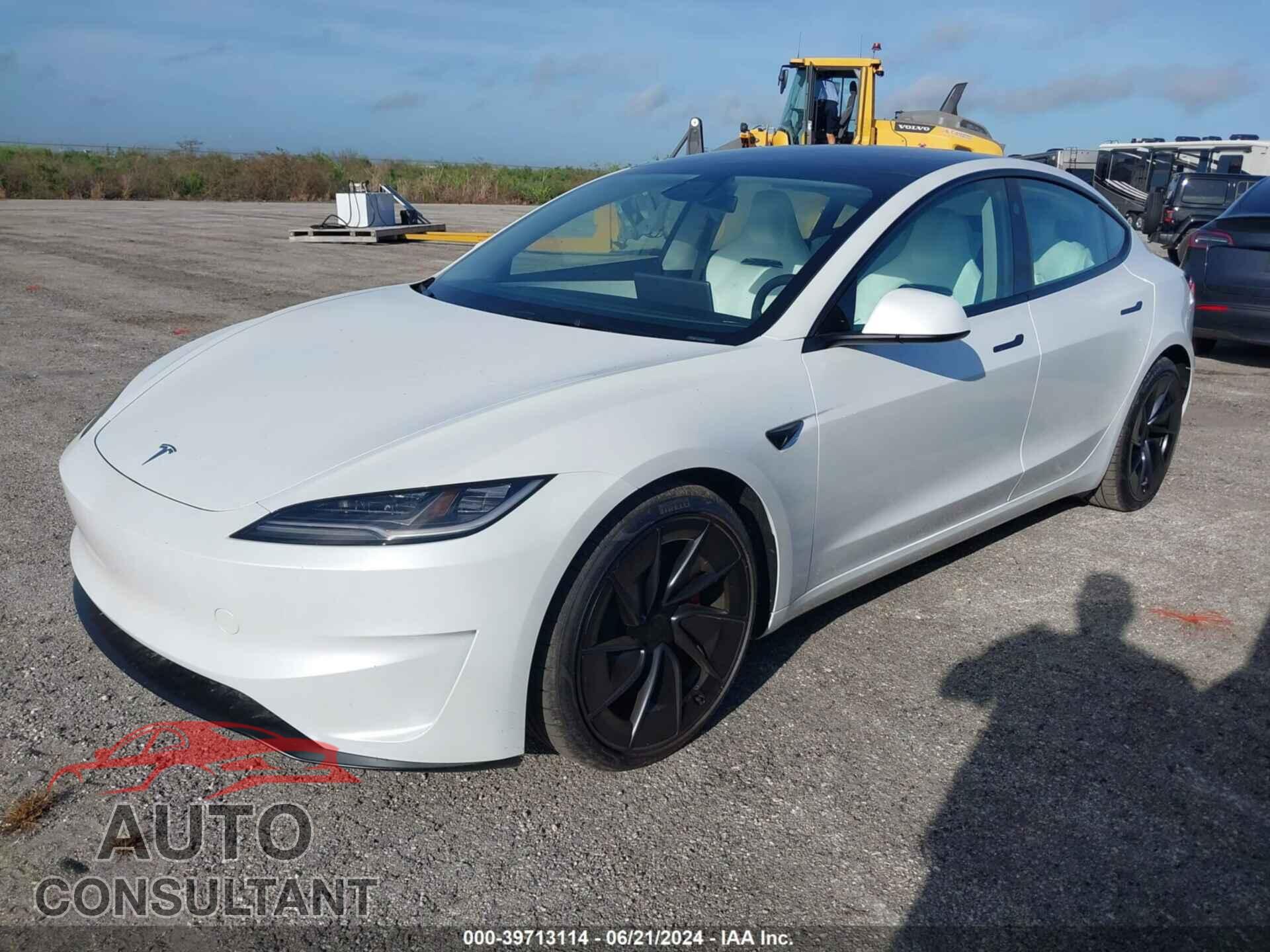 TESLA MODEL 3 2024 - 5YJ3E1ET4RF768327