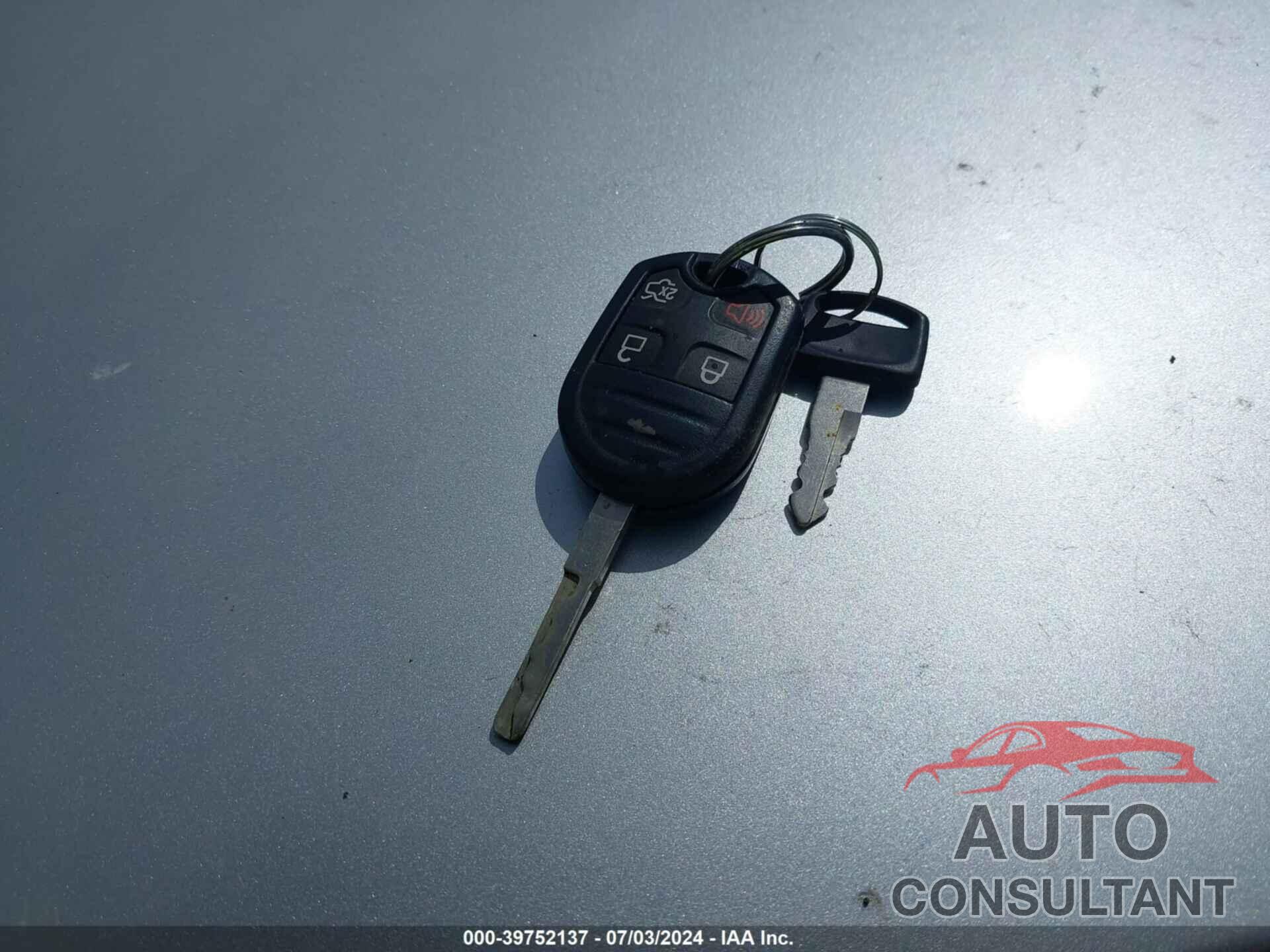 FORD FIESTA 2018 - 3FADP4BJ5JM115482