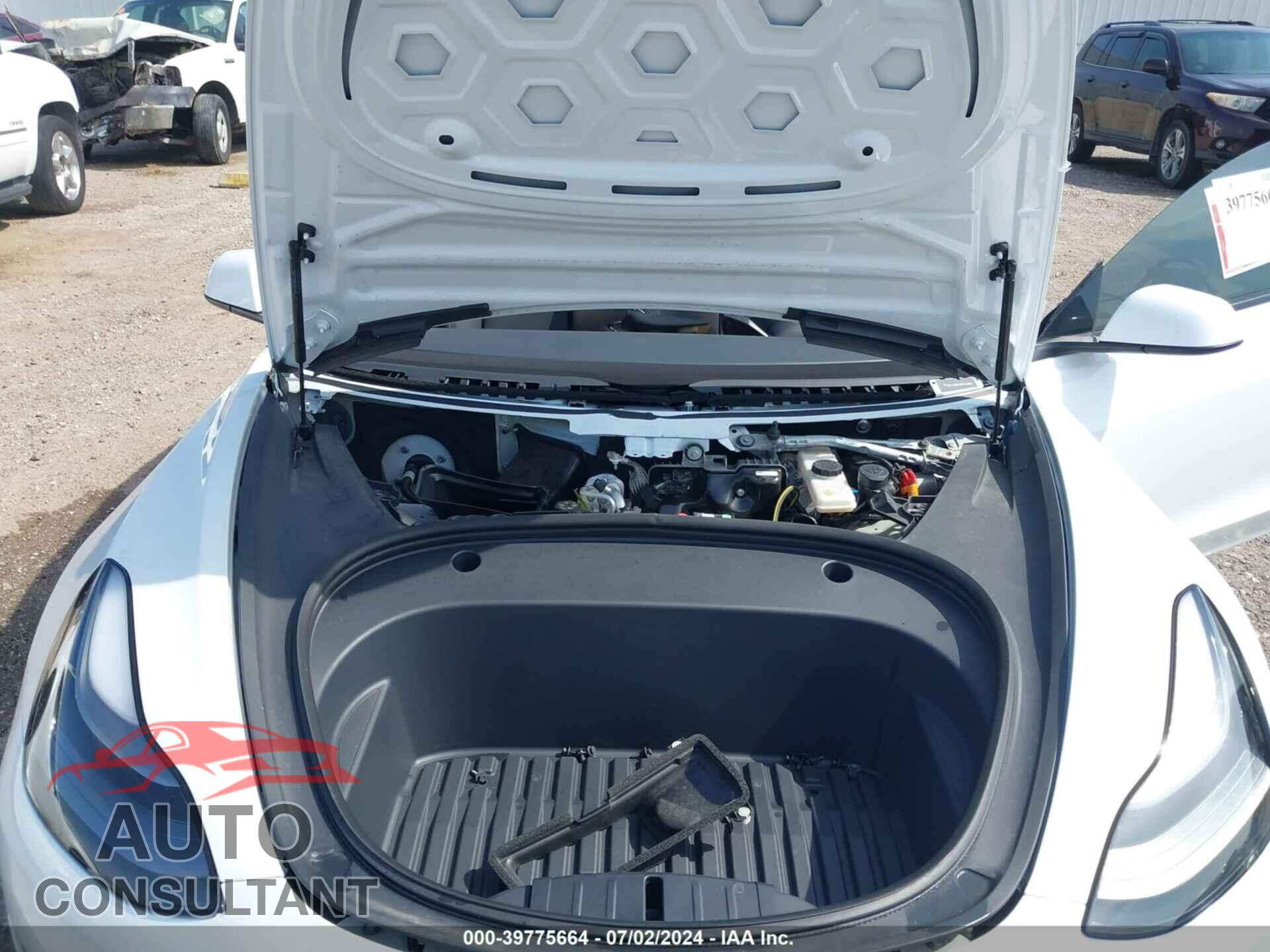 TESLA MODEL 3 2023 - 5YJ3E1EA6PF484368