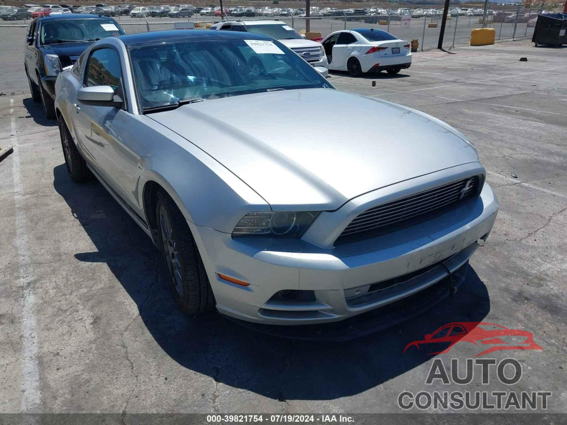 FORD MUSTANG 2013 - 1ZVBP8AM1D5267982