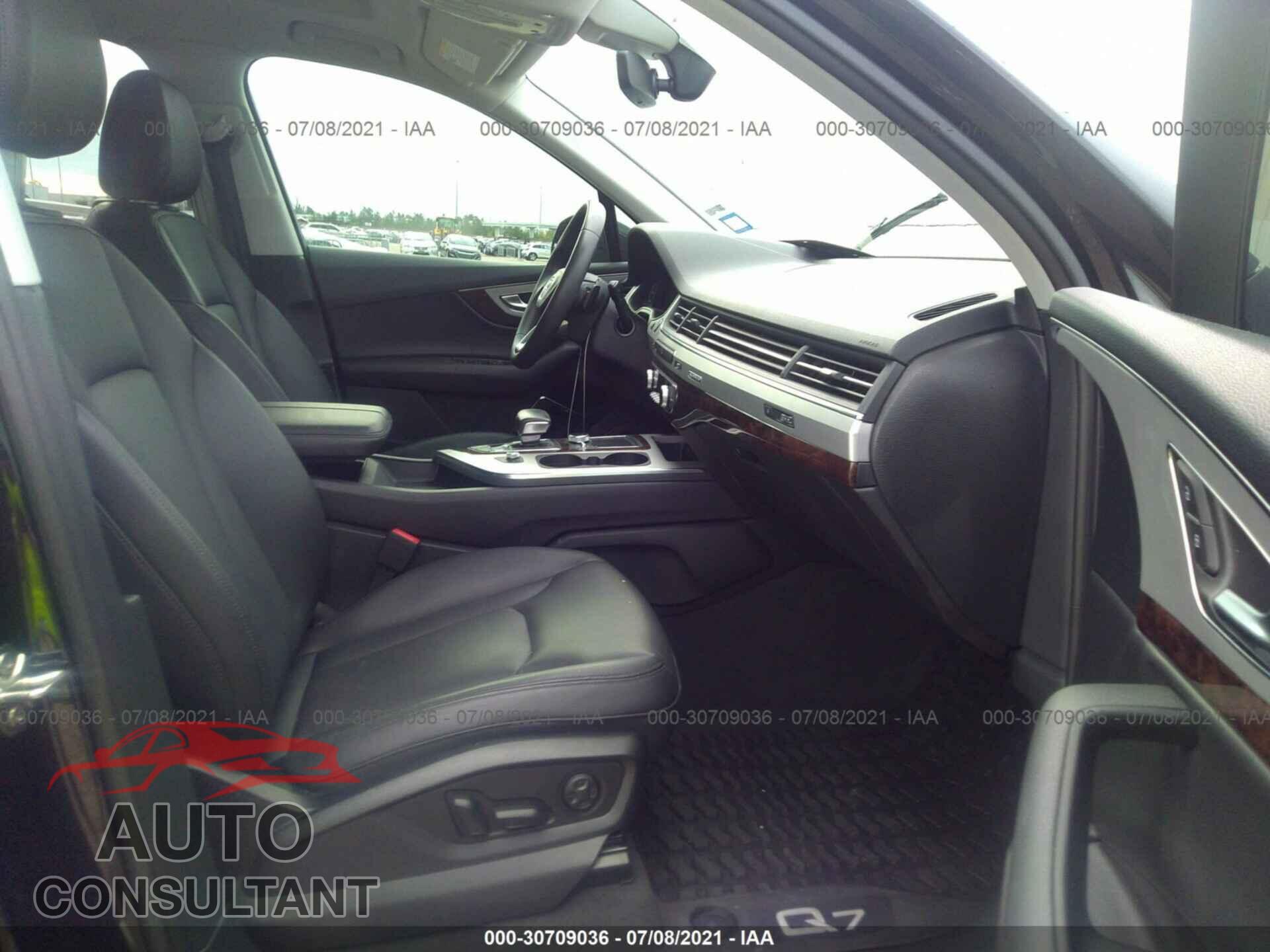 AUDI Q7 2018 - WA1LHAF71JD036638