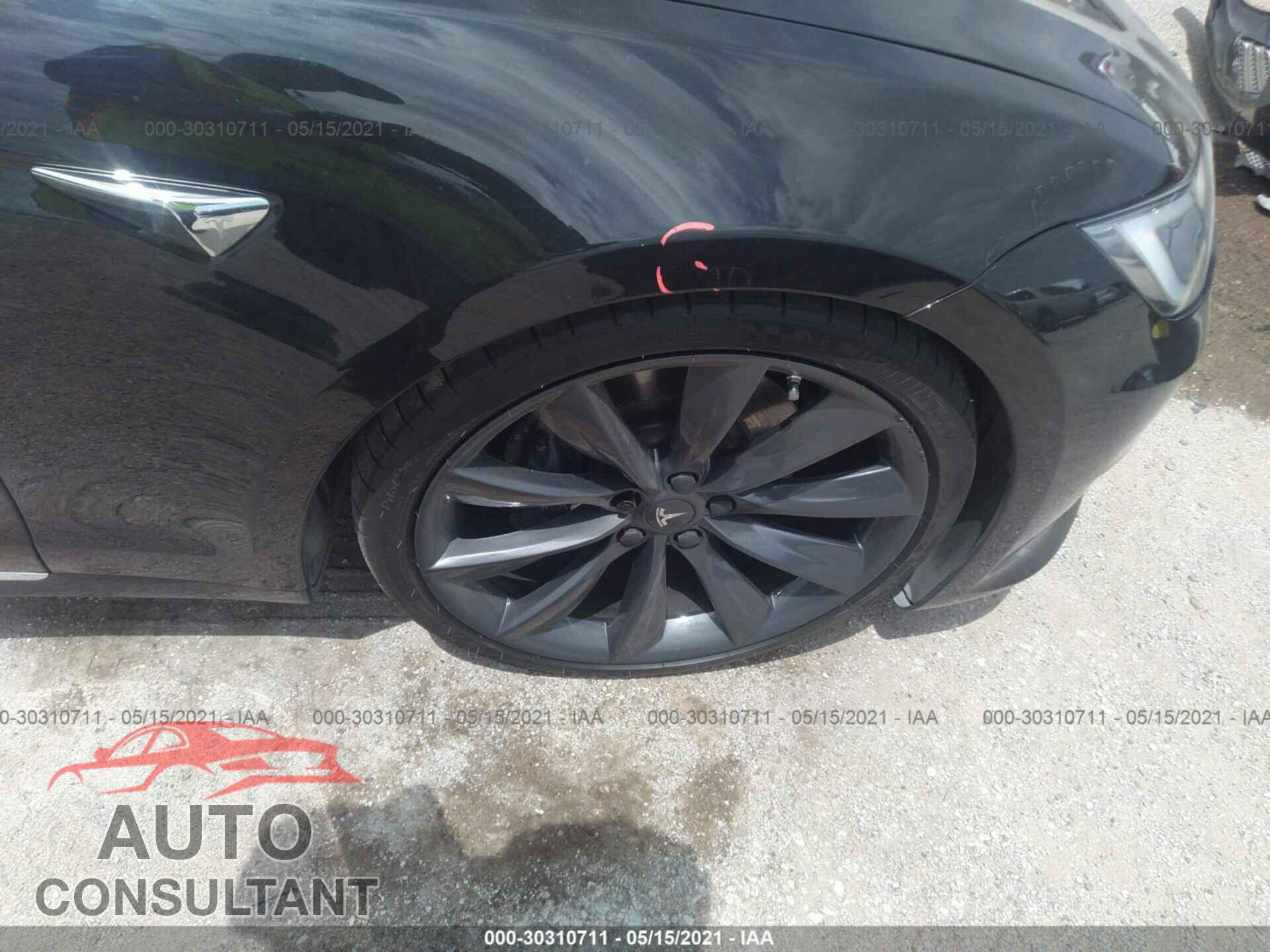 TESLA MODEL S 2017 - 5YJSA1E2XHF219275