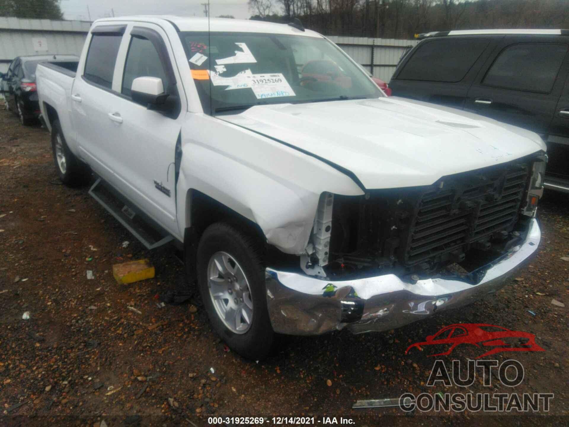CHEVROLET SILVERADO 1500 2018 - 3GCPCREC4JG618299