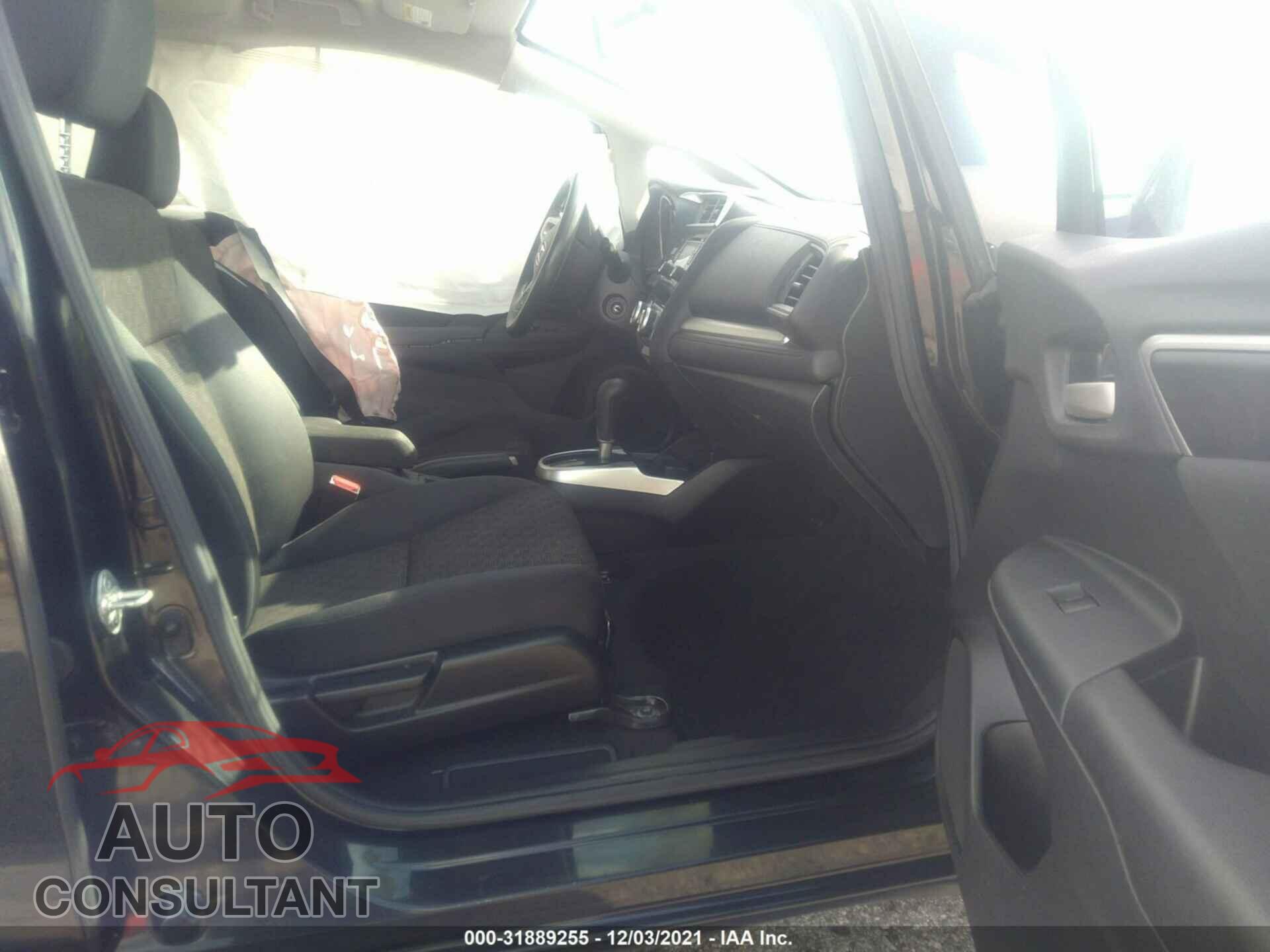 HONDA FIT 2017 - JHMGK5H52HS021677