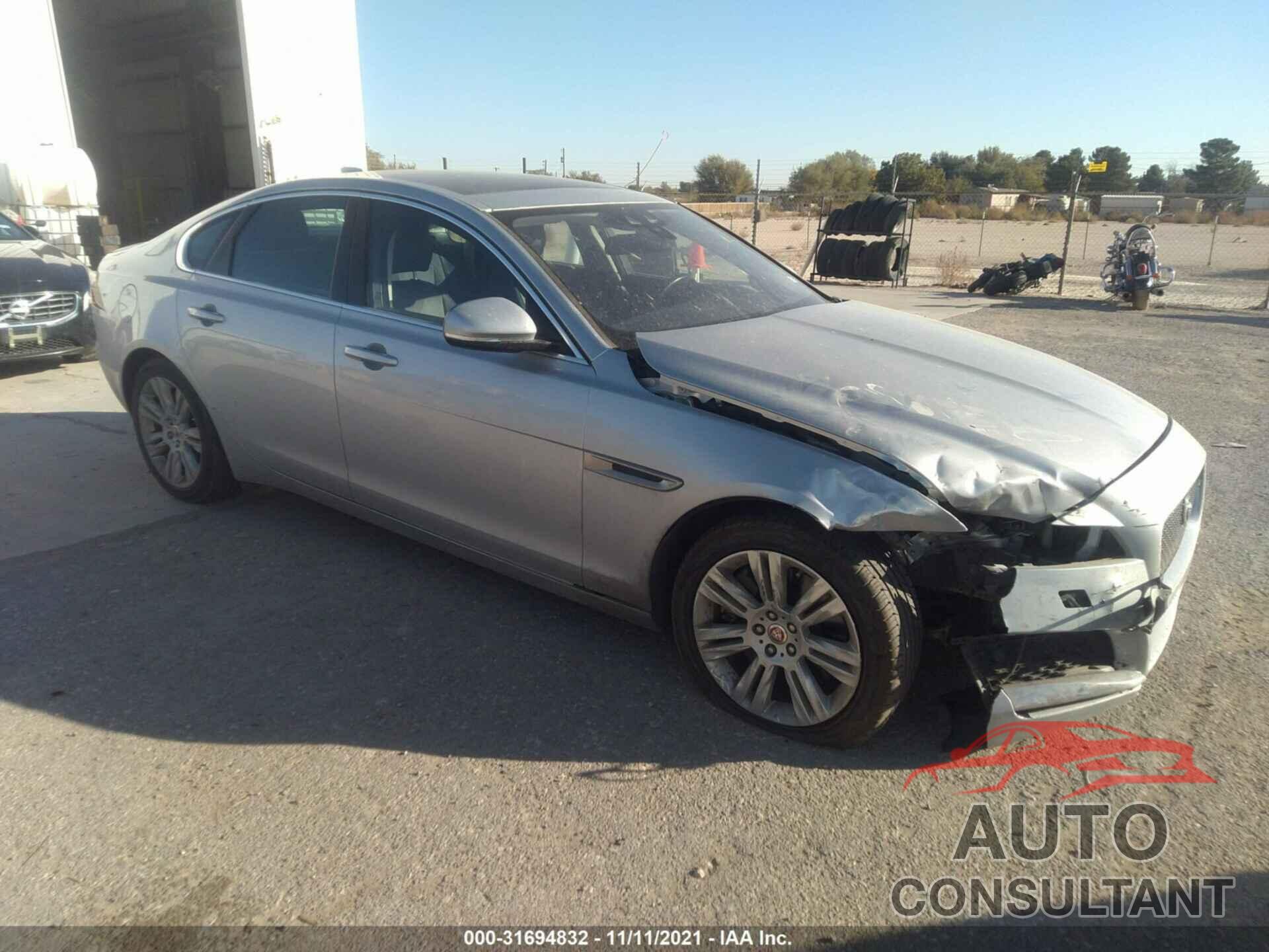 JAGUAR XF 2017 - SAJBD4BV4HCY39447