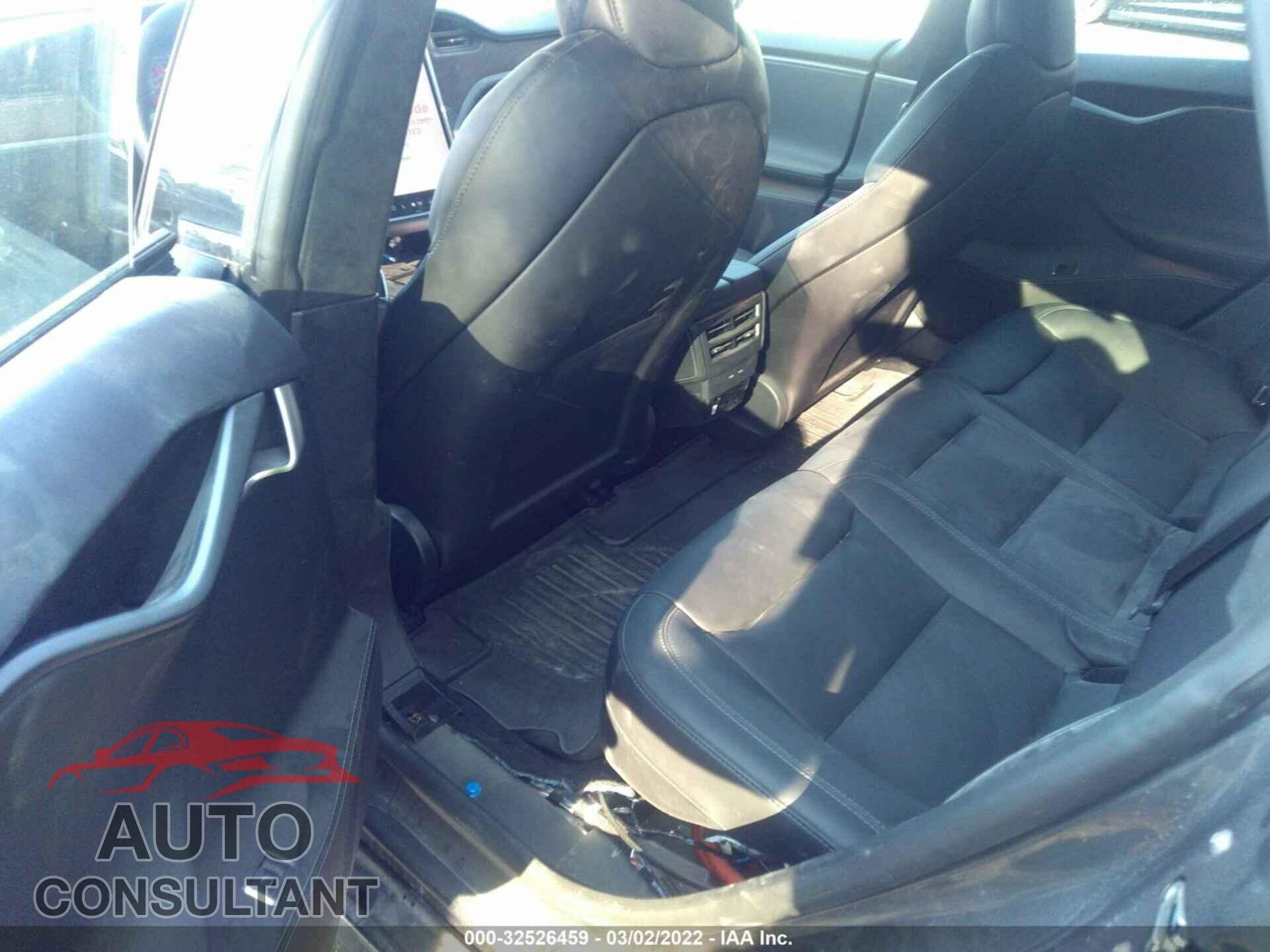TESLA MODEL S 2021 - 5YJSA1E23MF426200