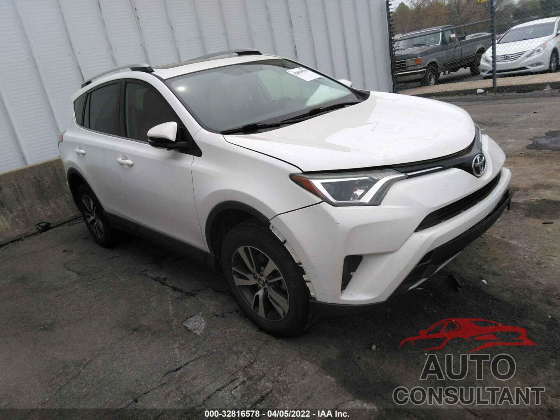 TOYOTA RAV4 2016 - JTMWFREV5GJ068882