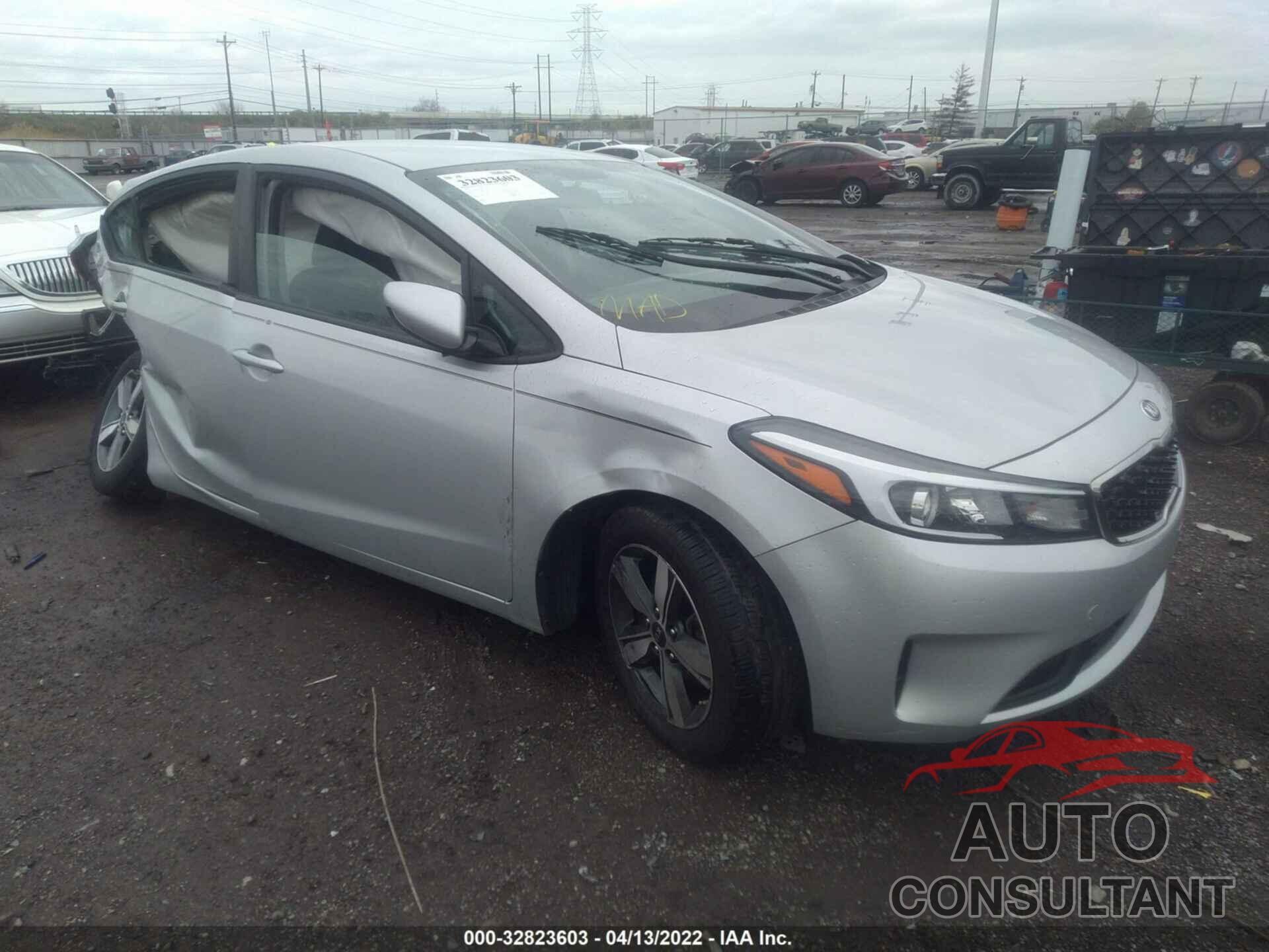 KIA FORTE 2018 - 3KPFL4A75JE238634