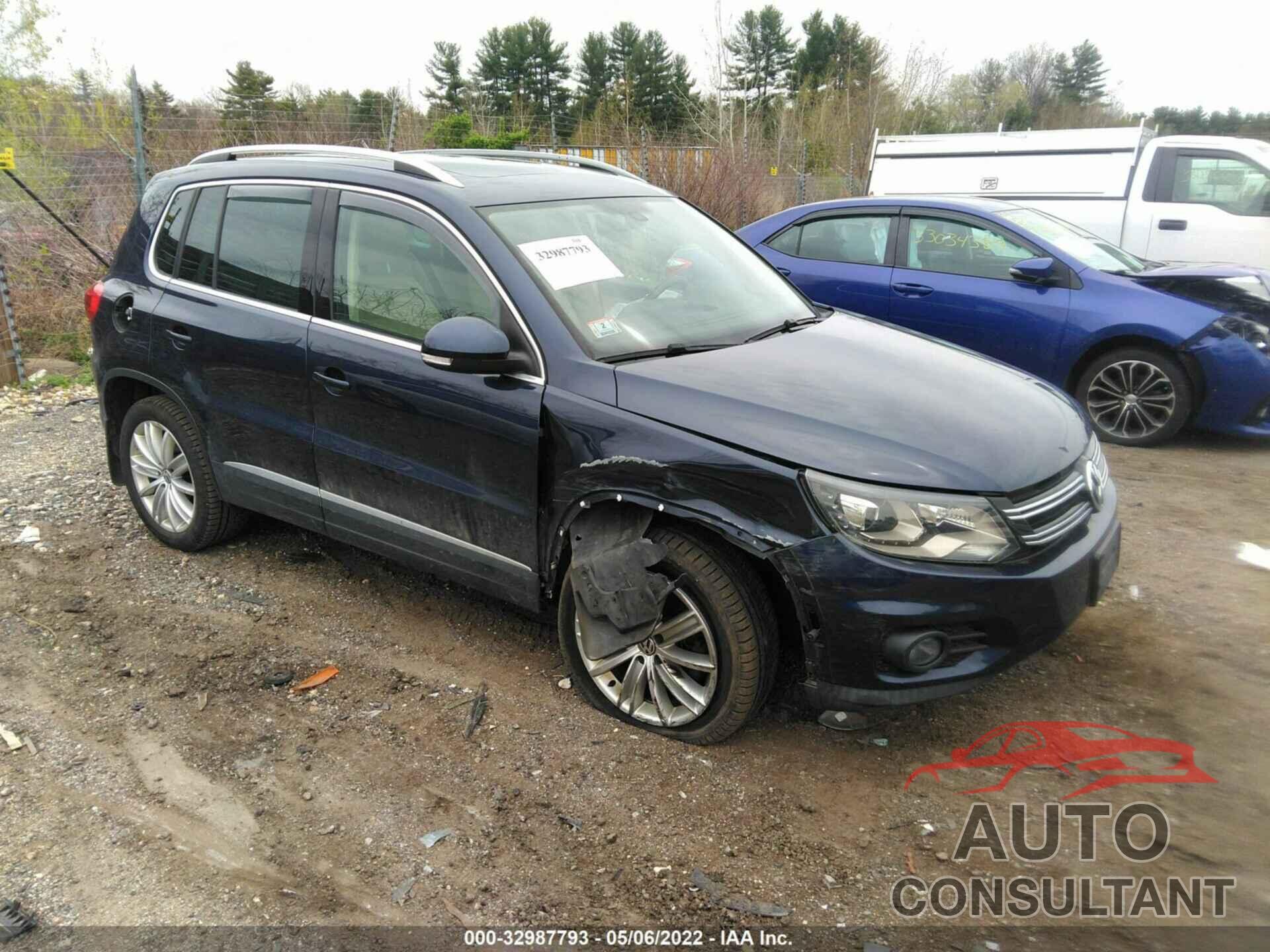 VOLKSWAGEN TIGUAN 2016 - WVGBV7AXXGW522099