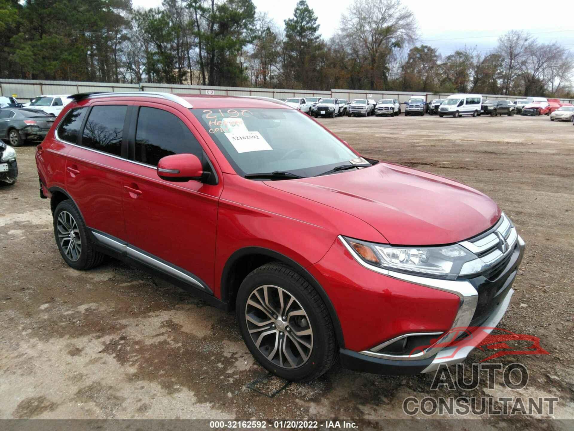 MITSUBISHI OUTLANDER 2018 - JA4AD3A30JZ000462