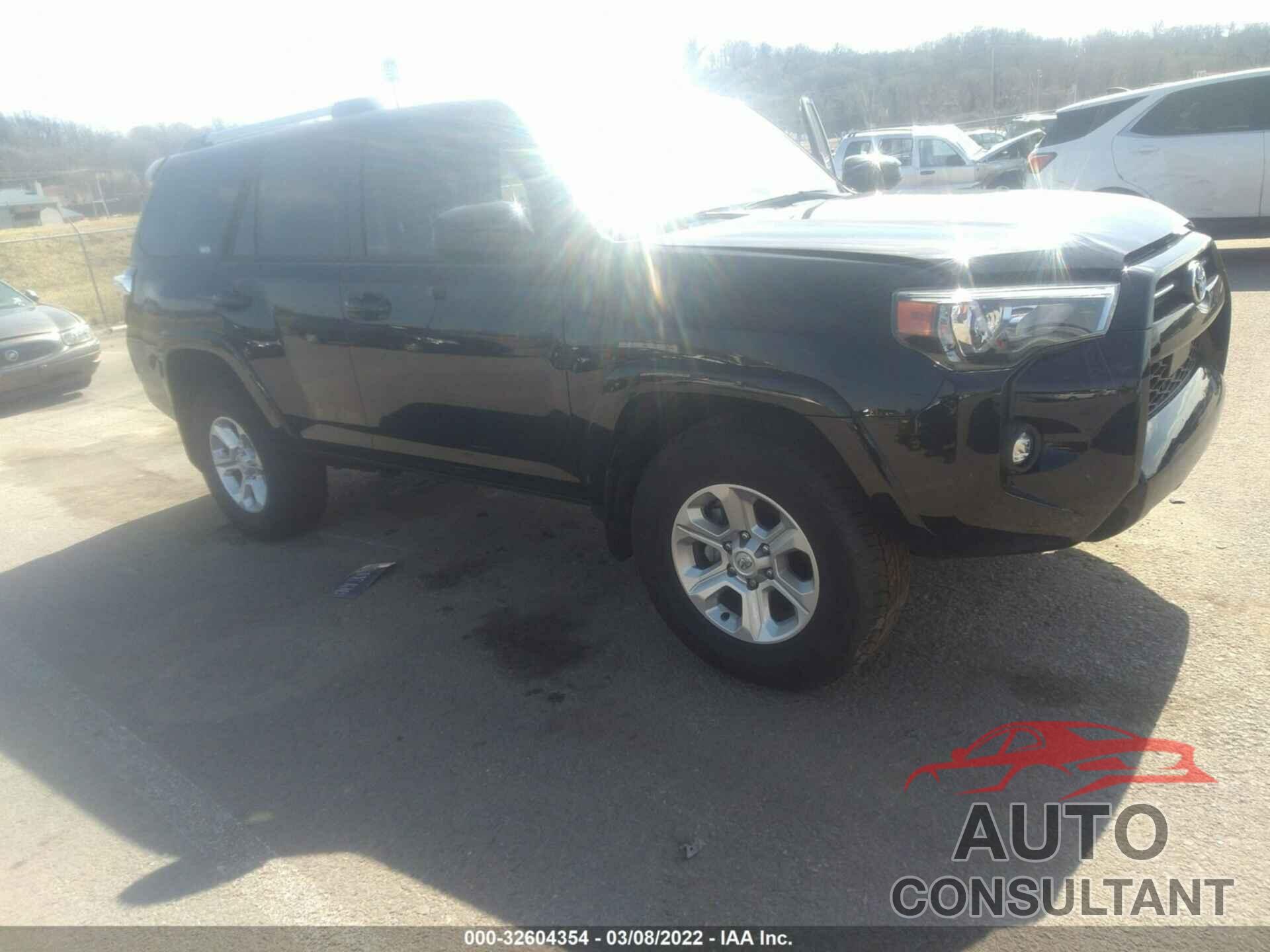 TOYOTA 4RUNNER 2022 - JTEEU5JR7N5255819