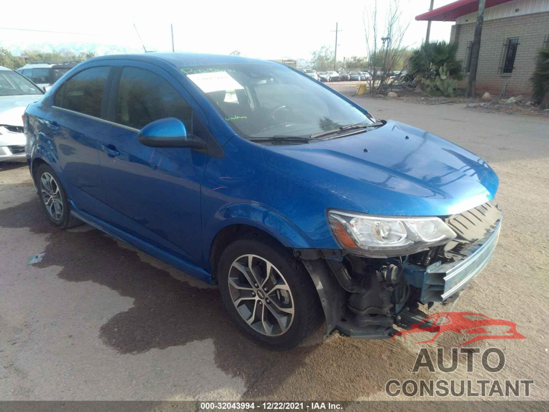 CHEVROLET SONIC 2017 - 1G1JD5SH7H4146062