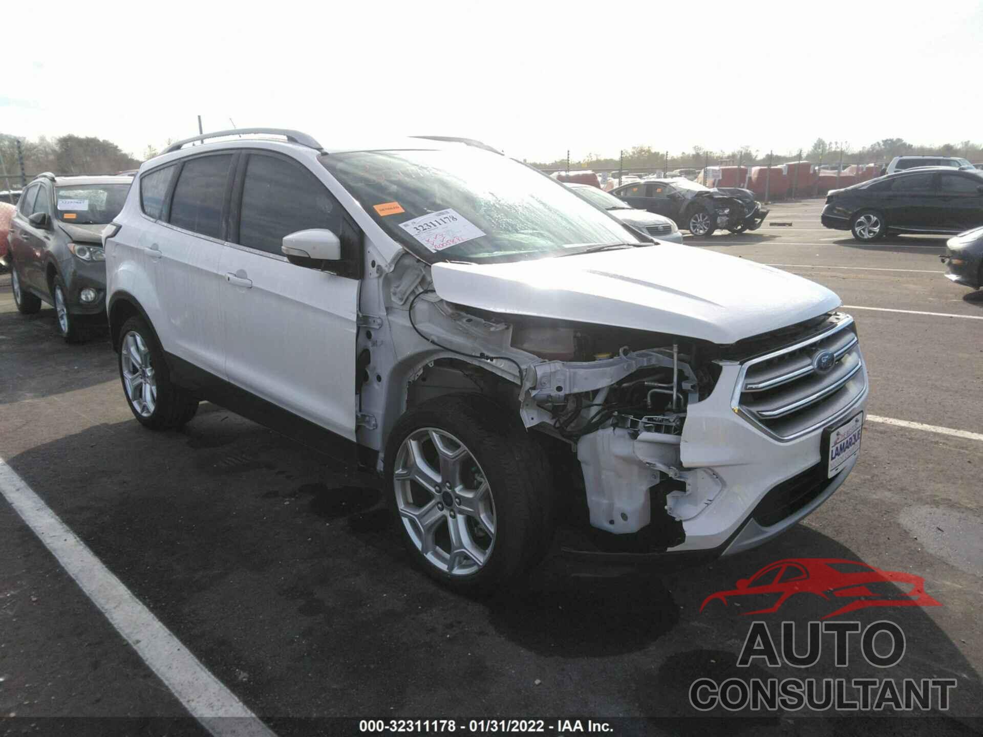 FORD ESCAPE 2017 - 1FMCU0J99HUB52499