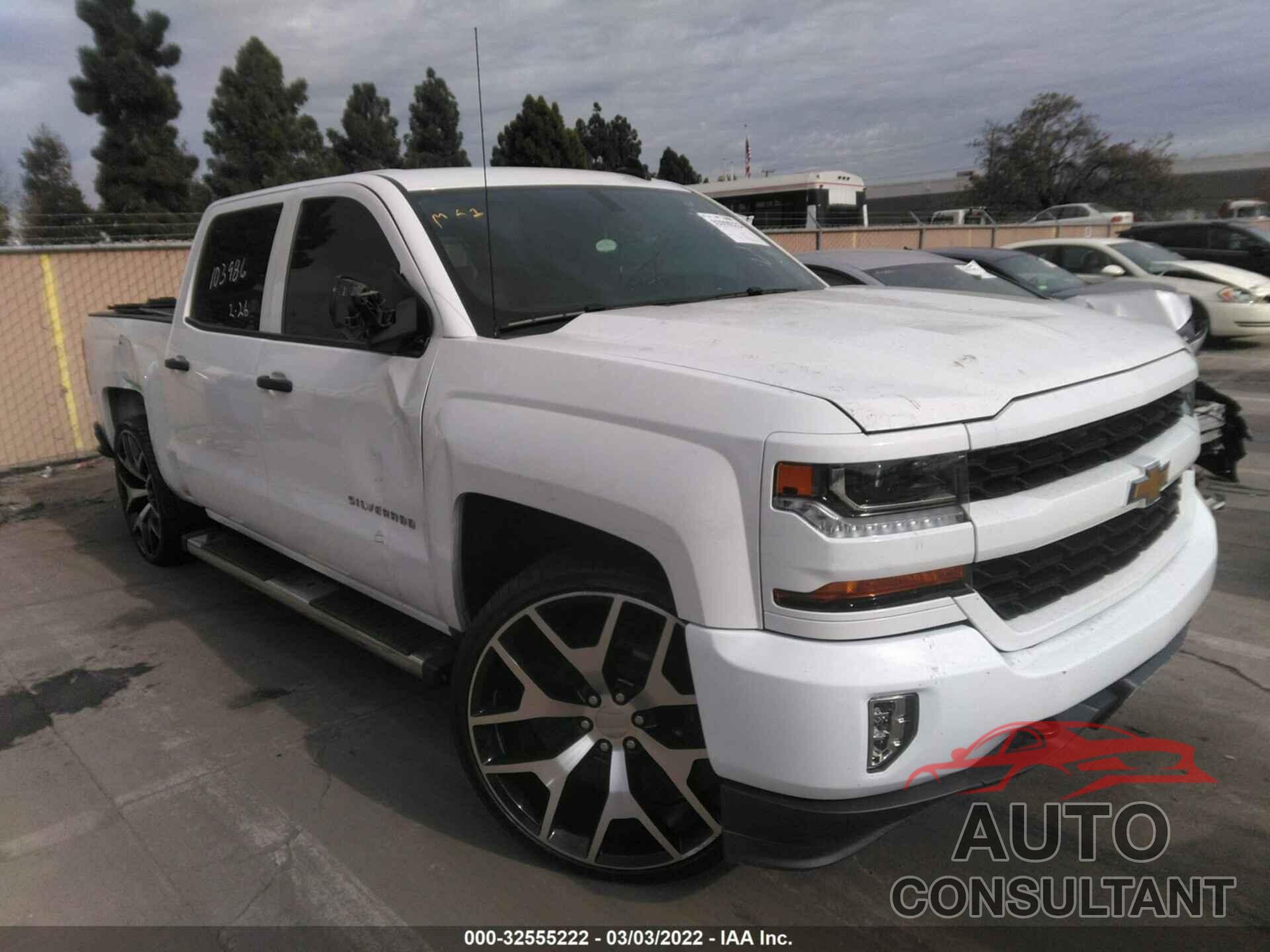 CHEVROLET SILVERADO 1500 2018 - JF1ZNAA17H8709842