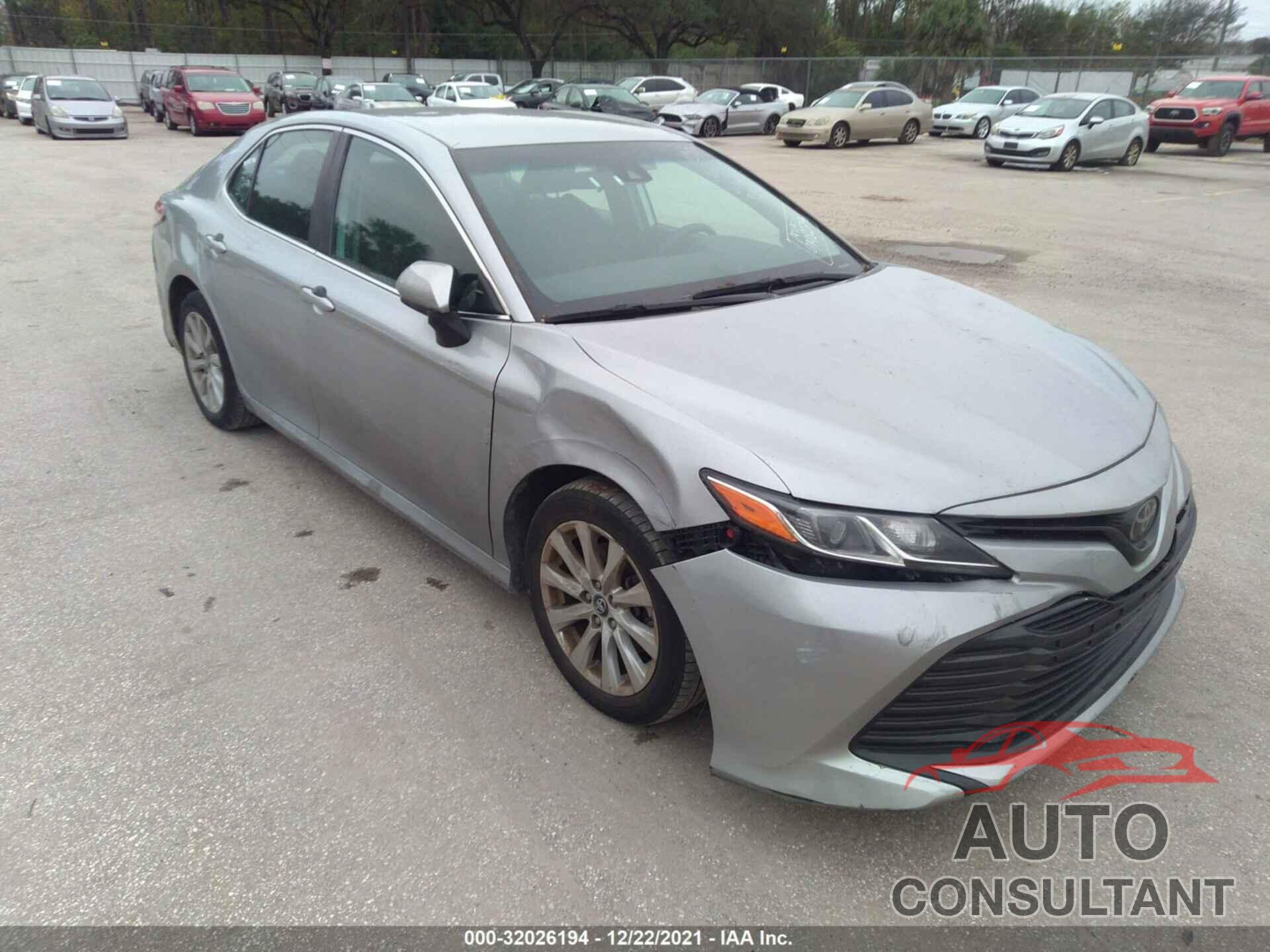 TOYOTA CAMRY 2019 - 4T1B11HK3KU243732