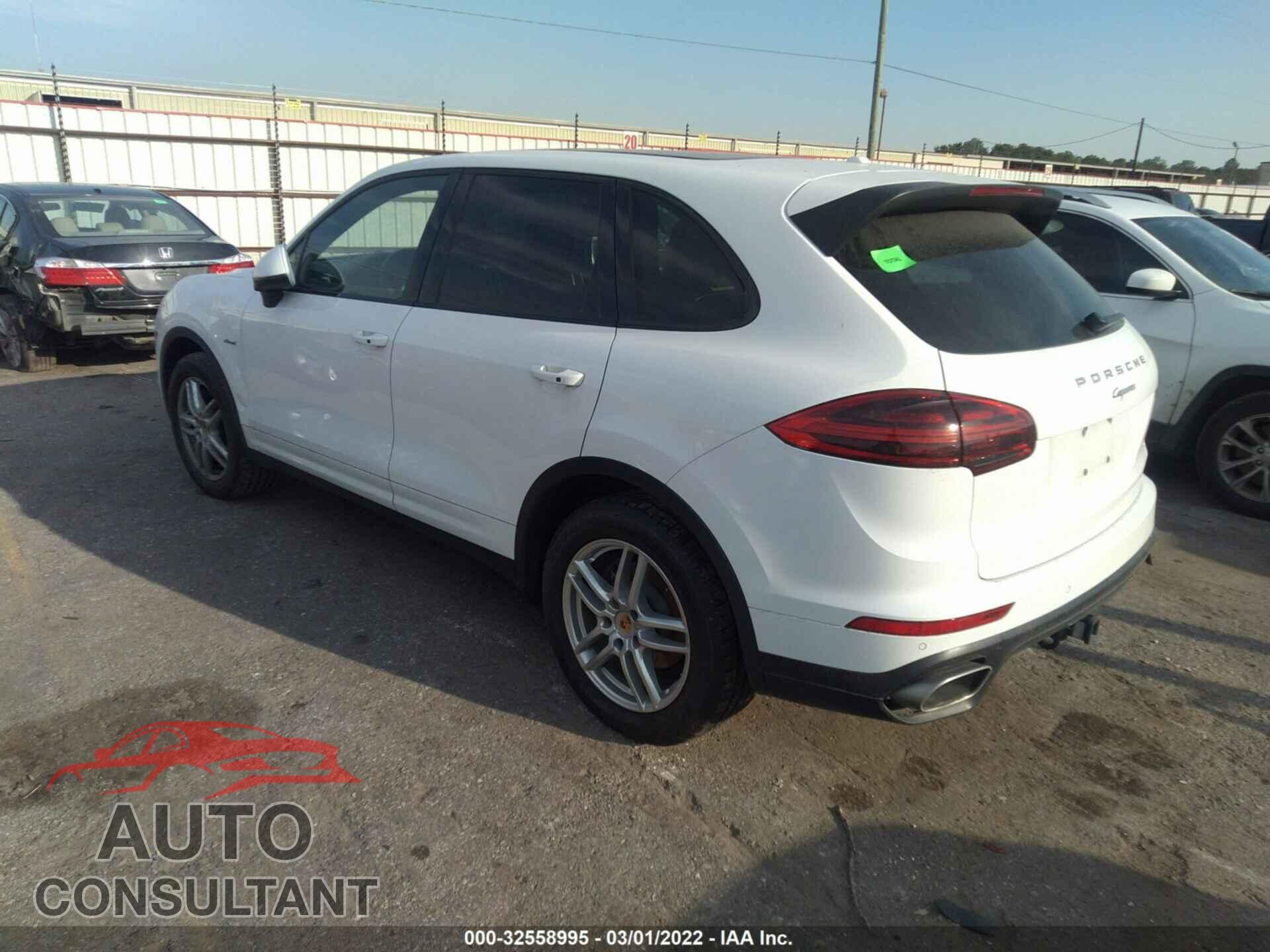 PORSCHE CAYENNE 2016 - WP1AF2A26GLA40055