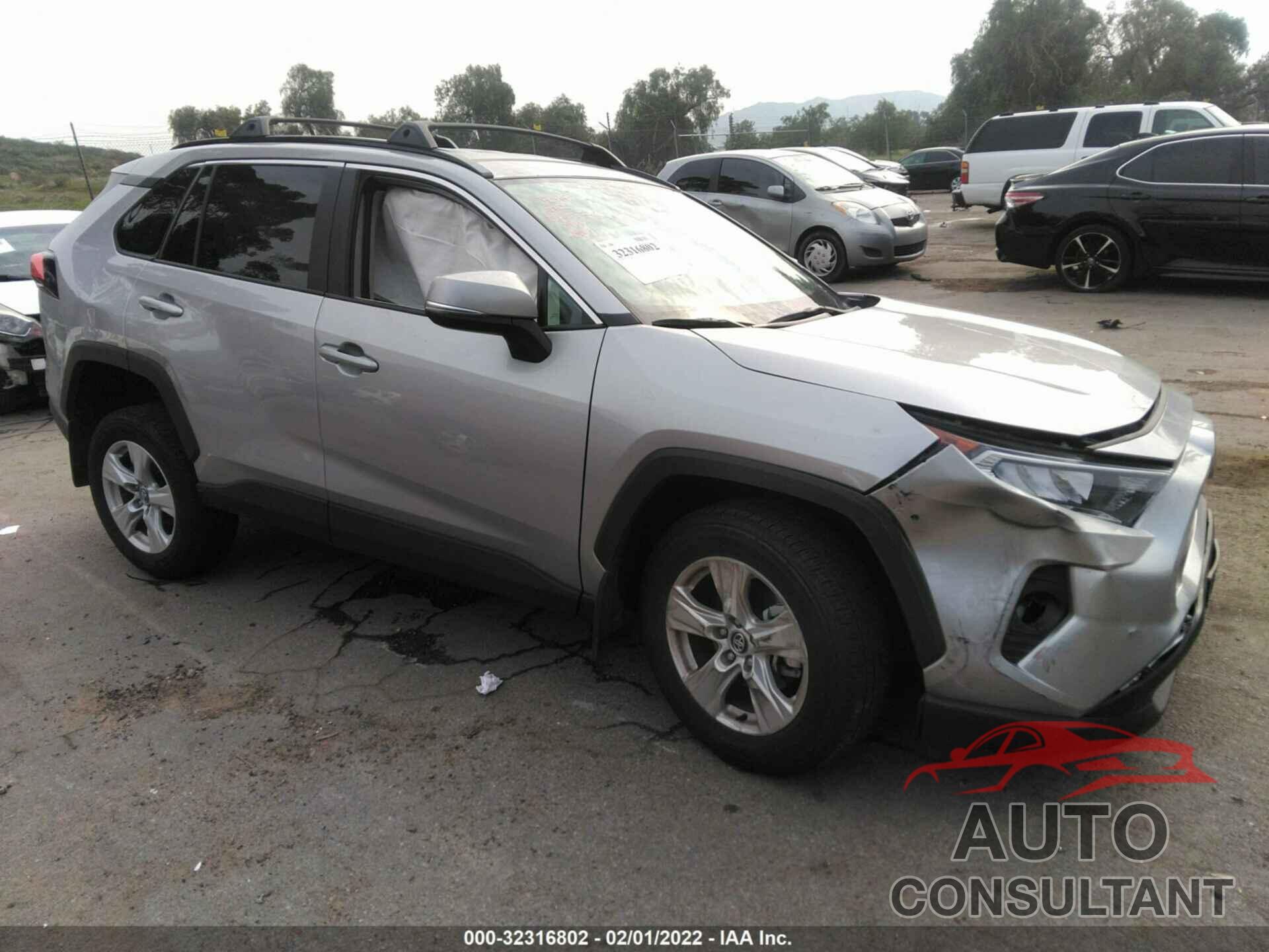 TOYOTA RAV4 2021 - 2T3W1RFVXMC091442