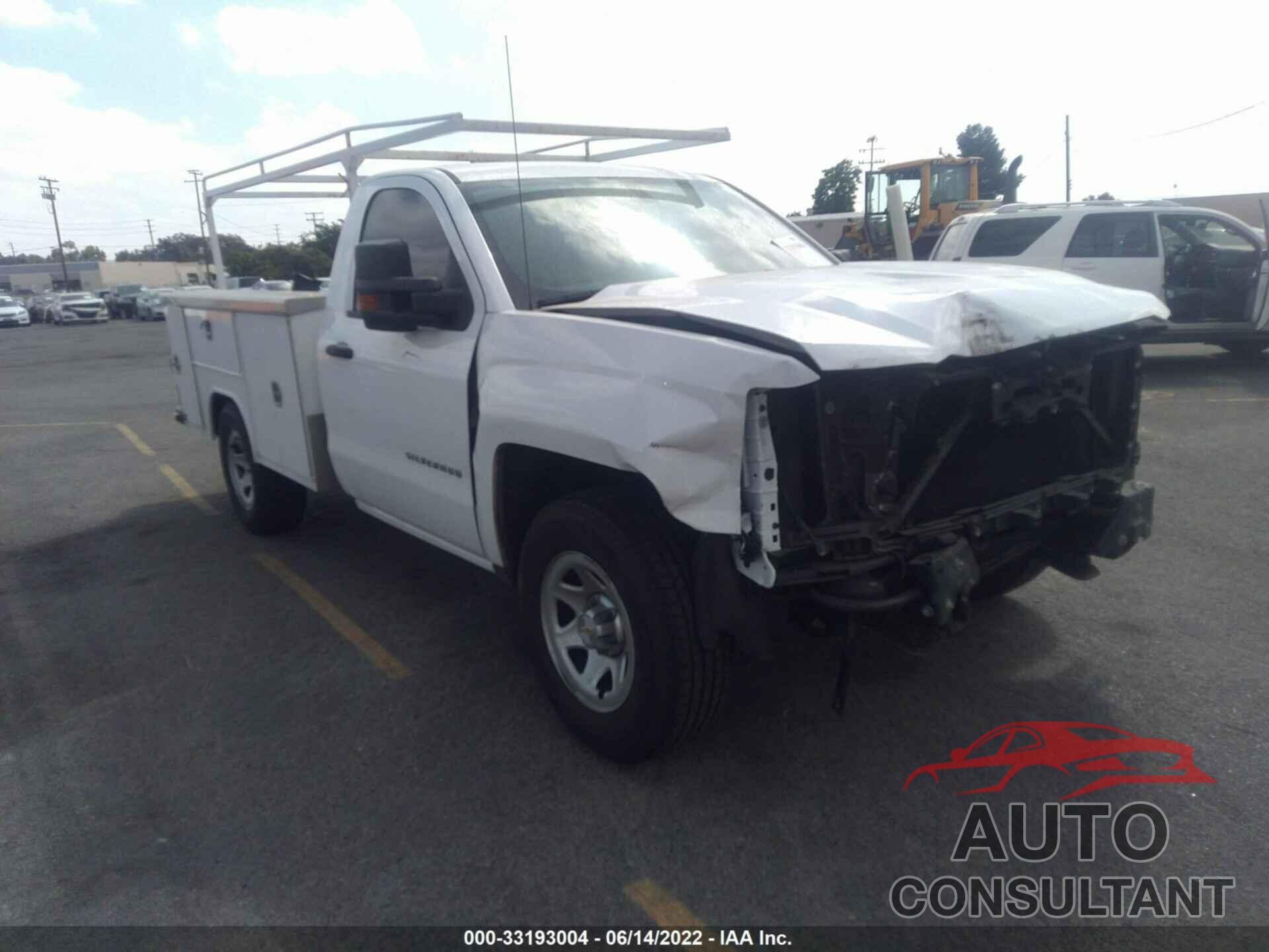 CHEVROLET SILVERADO 1500 2018 - 1GBNCNEC2JZ227088