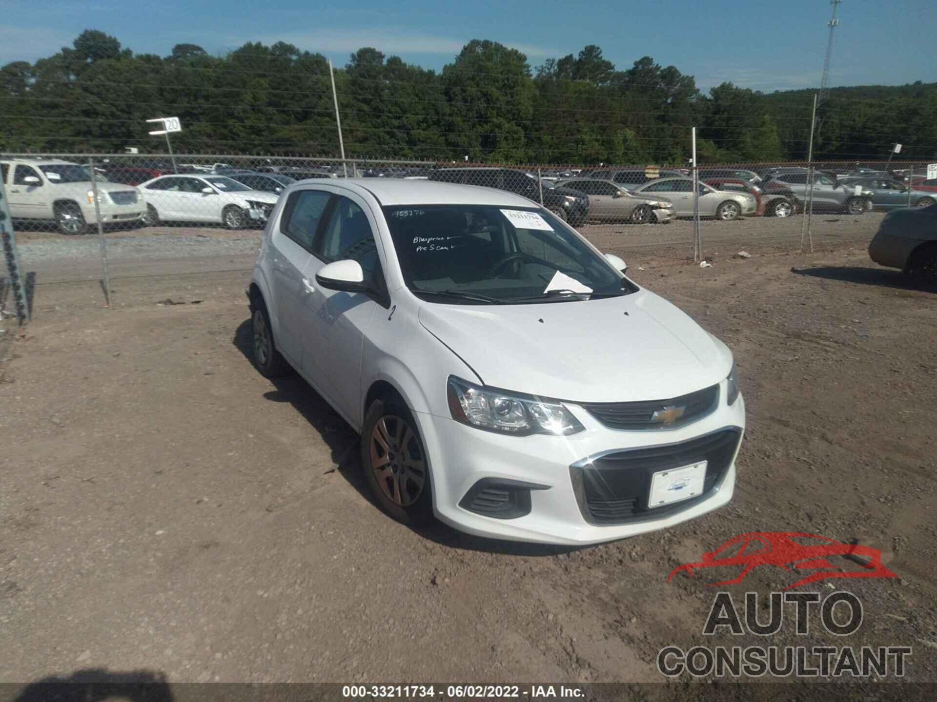 CHEVROLET SONIC 2017 - 1G1JG6SH3H4176365