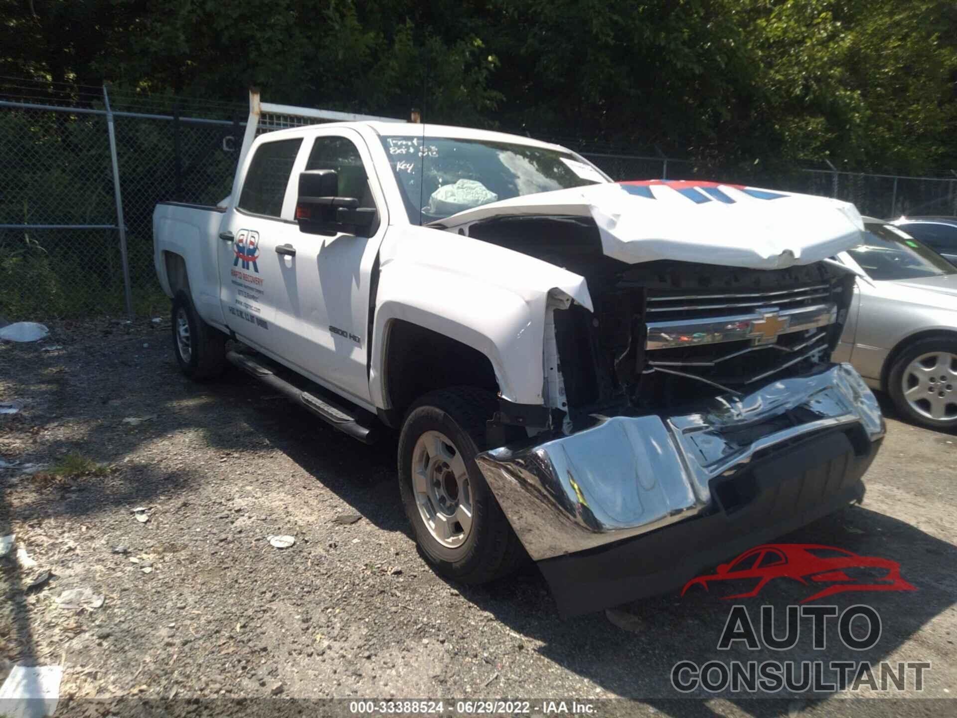 CHEVROLET SILVERADO 2500HD 2018 - 1GC1CUEG8JF123276