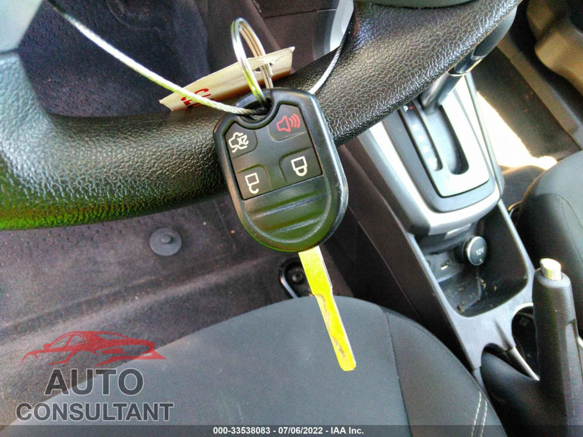 FORD FIESTA 2017 - 3FADP4EJ5HM159813