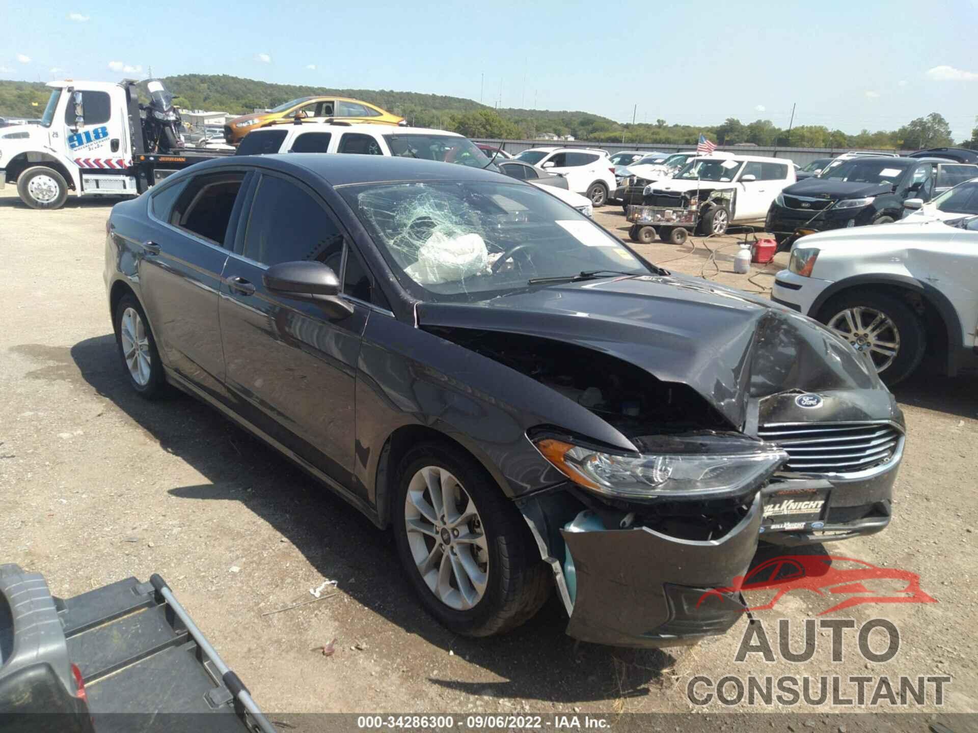 FORD FUSION 2020 - 3FA6P0HD6LR180771