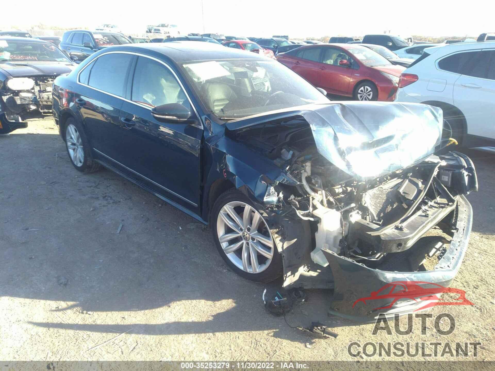 VOLKSWAGEN PASSAT 2018 - 1VWCM7A35JC012886