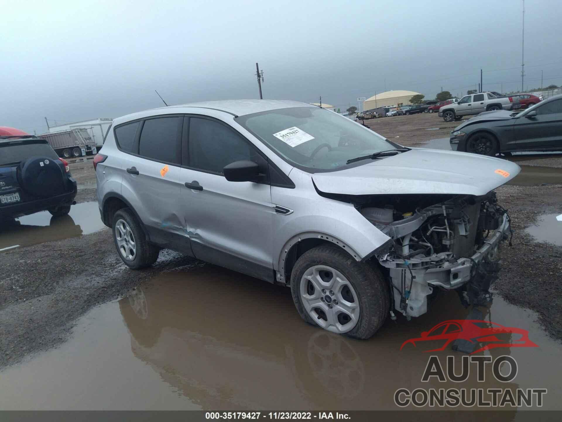 FORD ESCAPE 2019 - 1FMCU0F78KUA17805