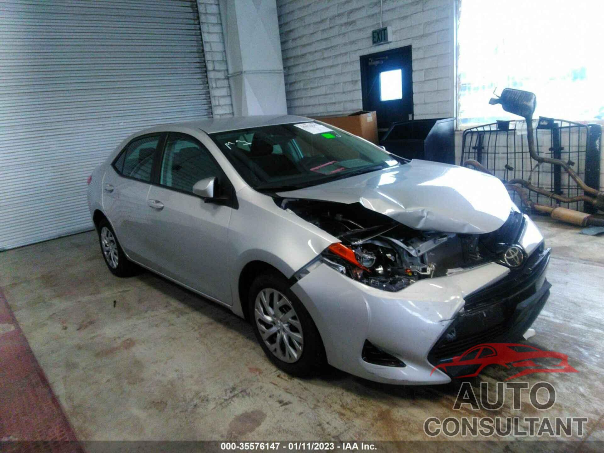 TOYOTA COROLLA 2018 - 2T1BURHE0JC098097
