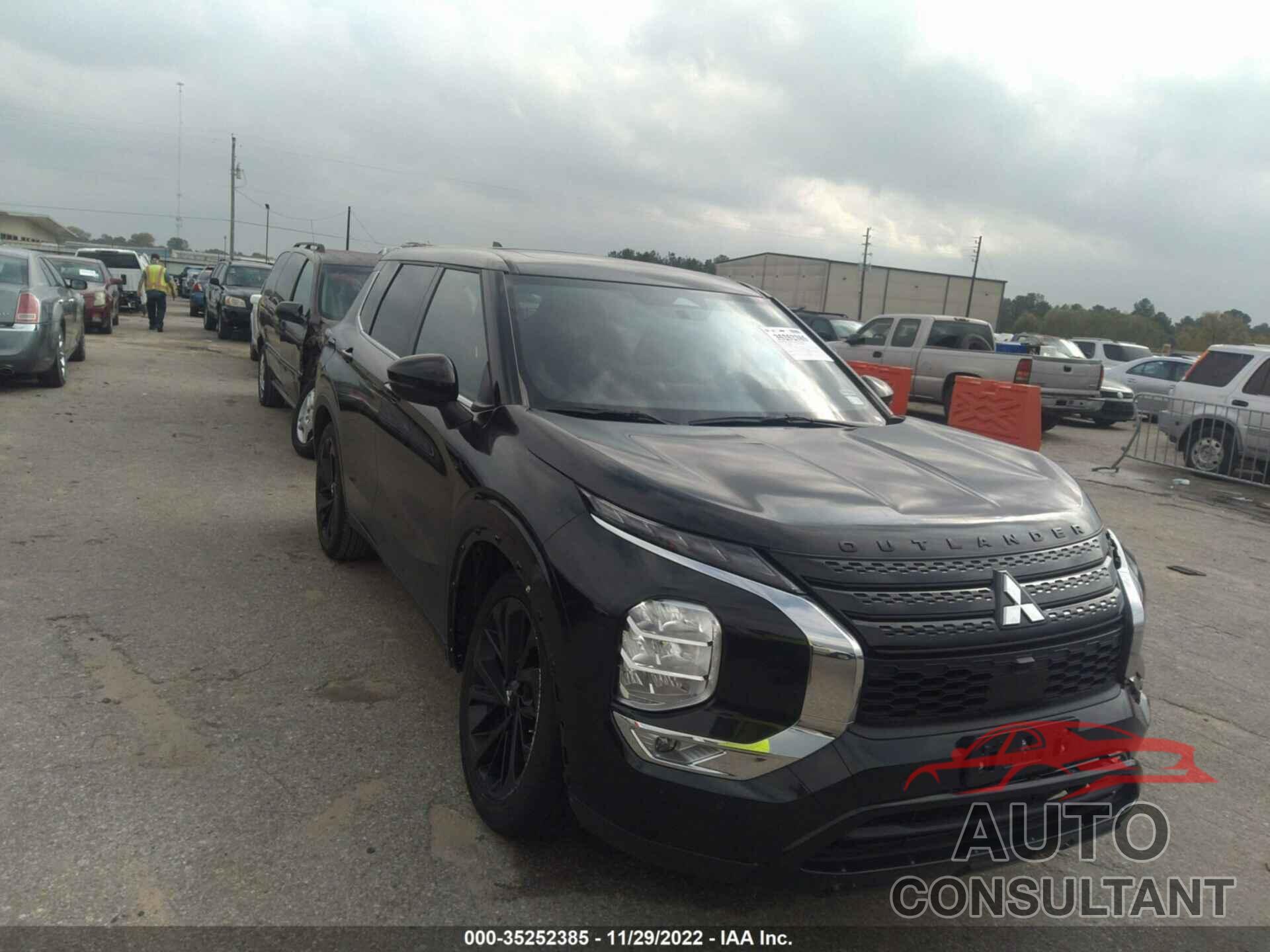 MITSUBISHI OUTLANDER 2022 - JA4J3UA87NZ070034