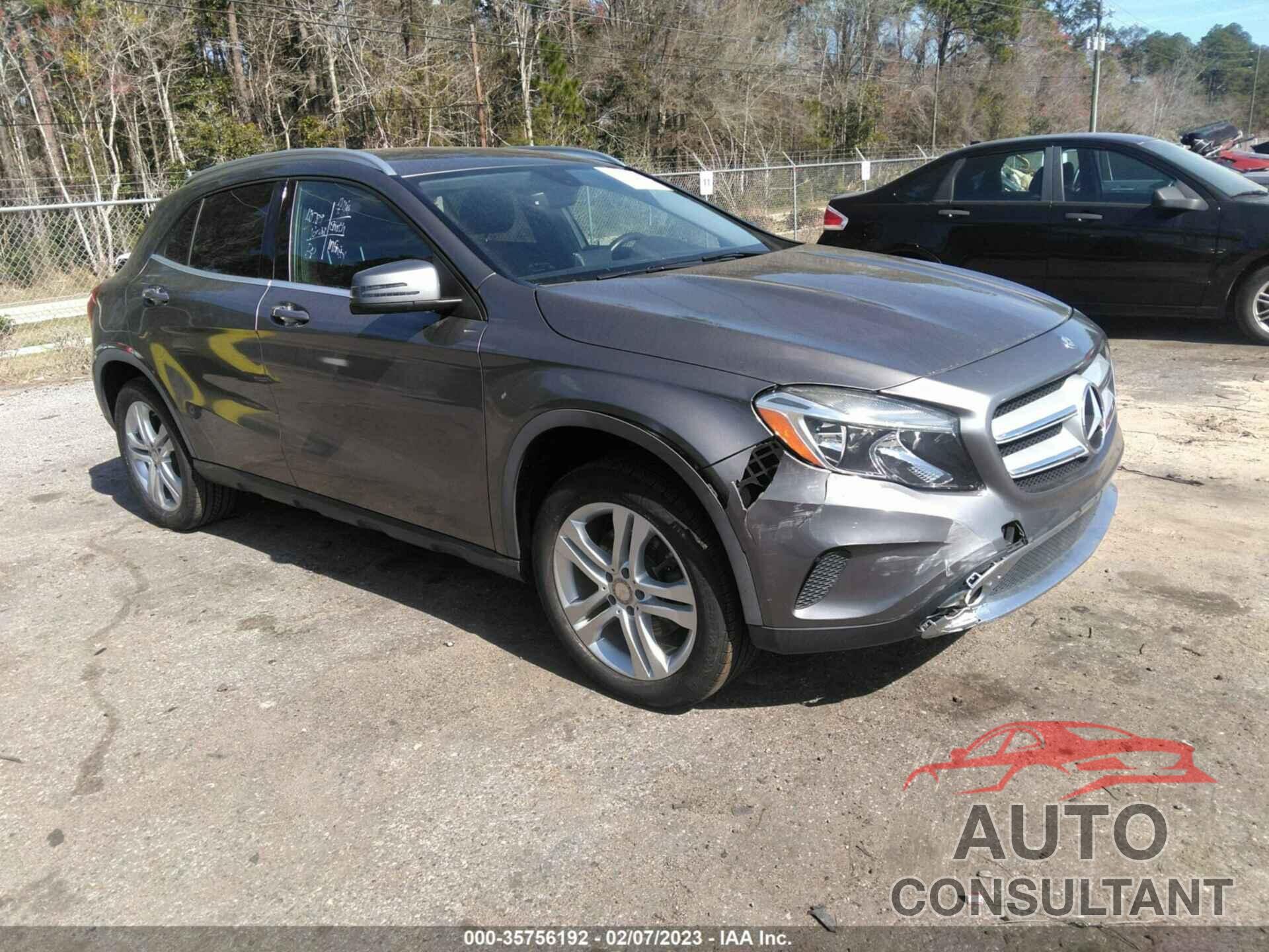 MERCEDES-BENZ GLA-CLASS 2015 - WDCTG4EBXFJ116281