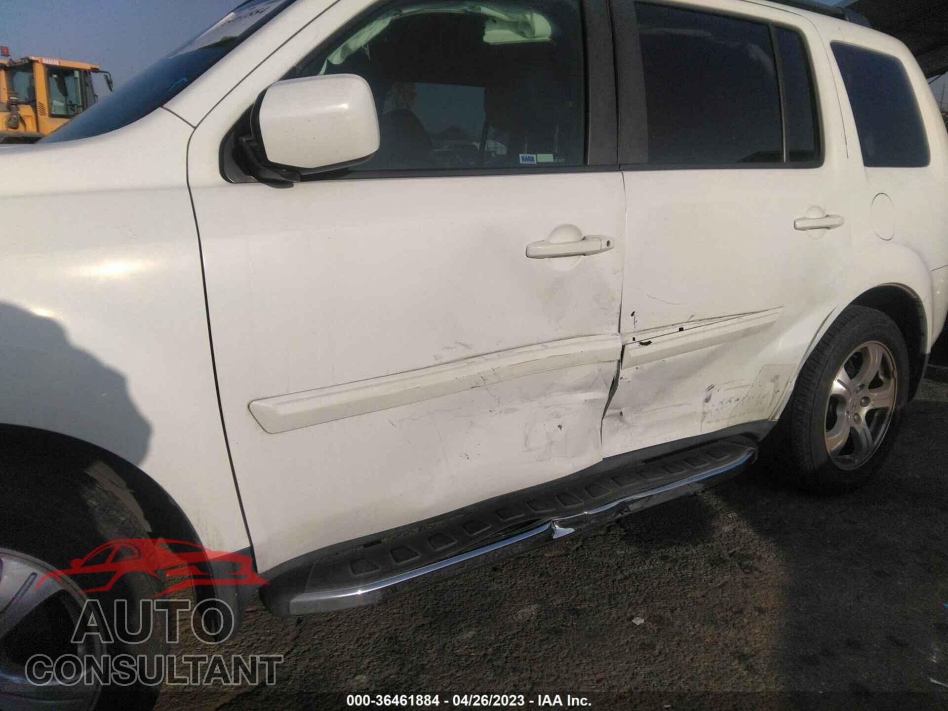 HONDA PILOT 2015 - 5FNYF3H5XFB016896