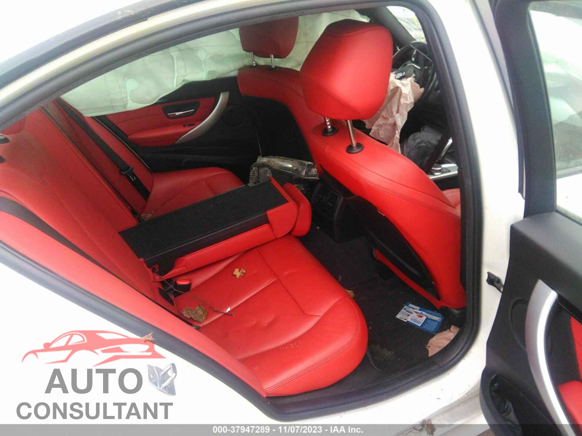 BMW 3 SERIES 2018 - WBA8D9C55JEM33687