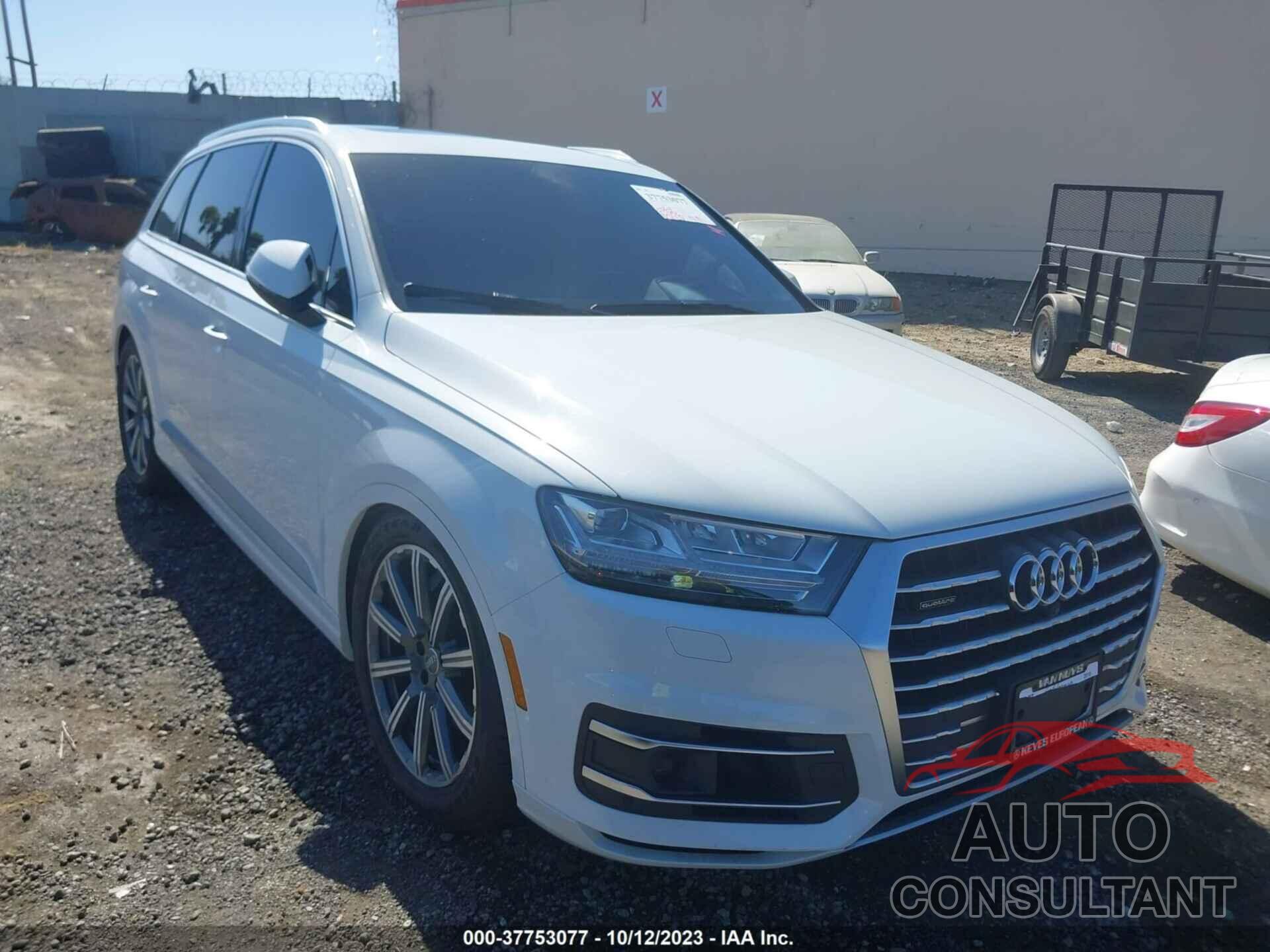 AUDI Q7 2018 - WA1VAAF79JD002279