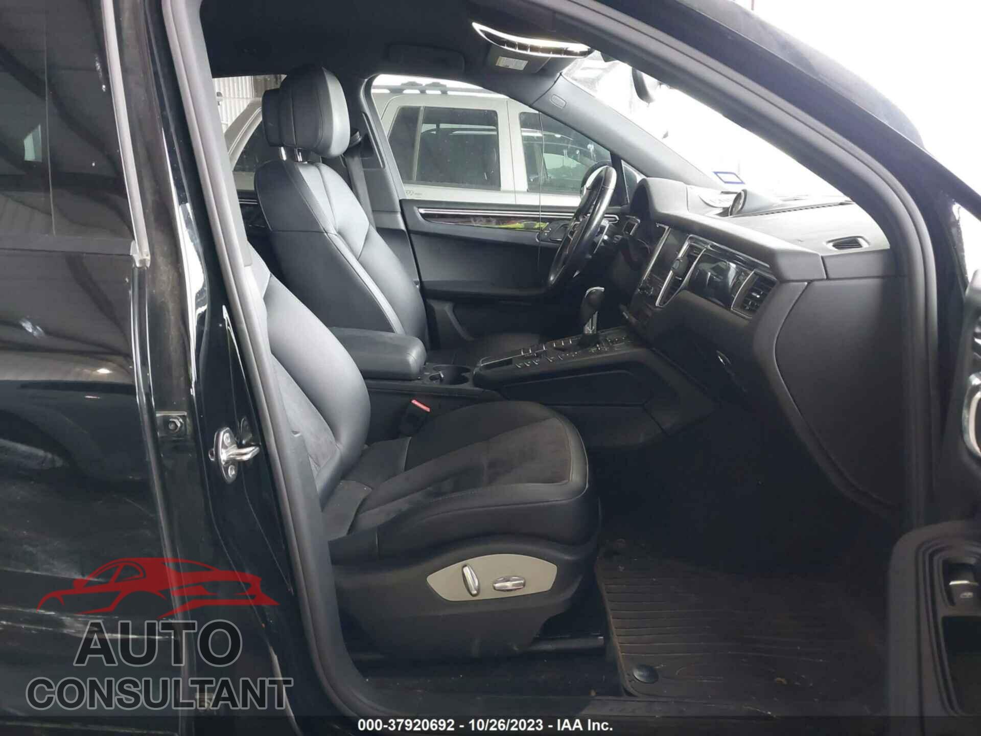 PORSCHE MACAN 2017 - WP1AA2A5XHLB06195