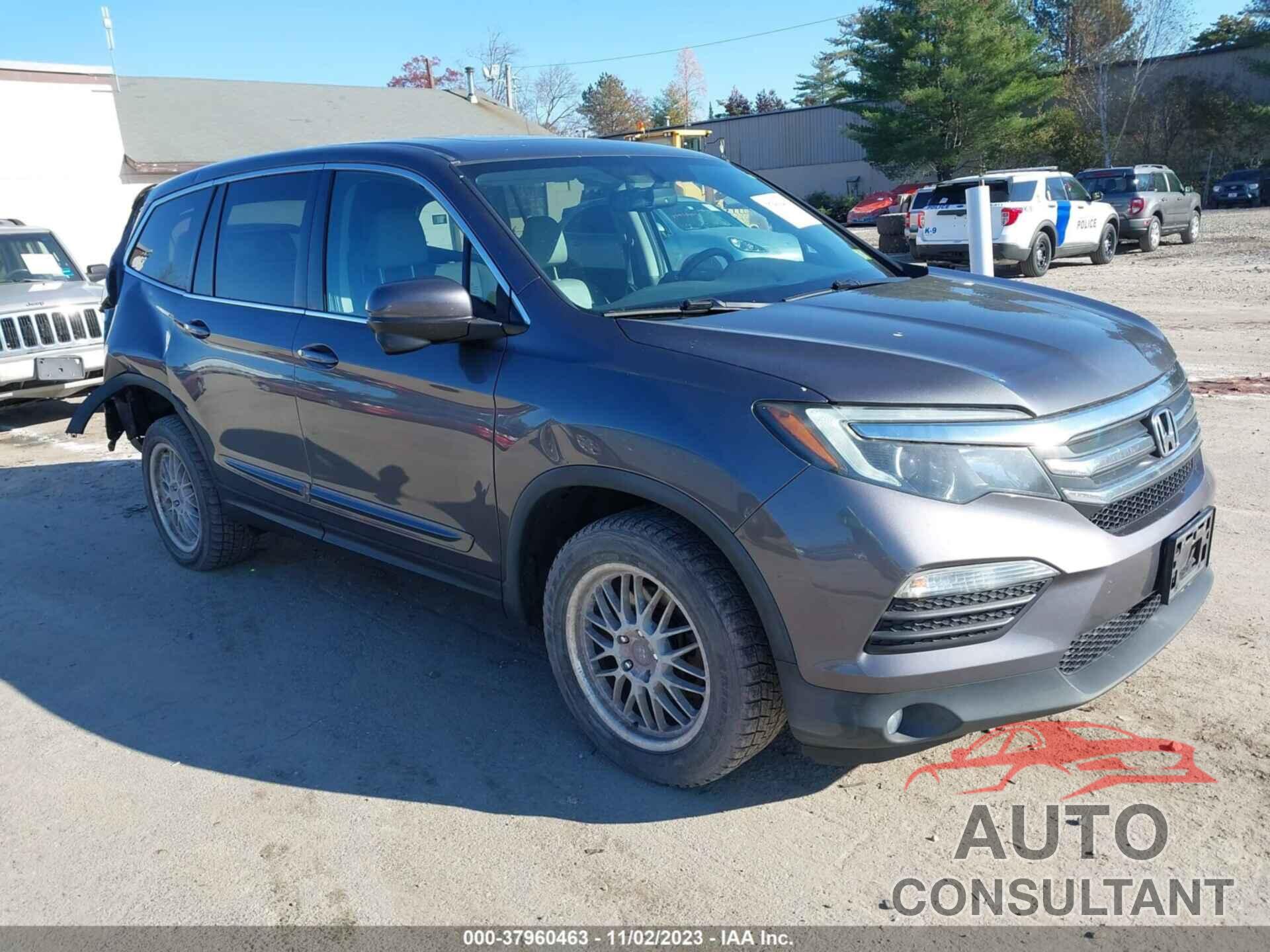 HONDA PILOT 2016 - 5FNYF6H82GB057701