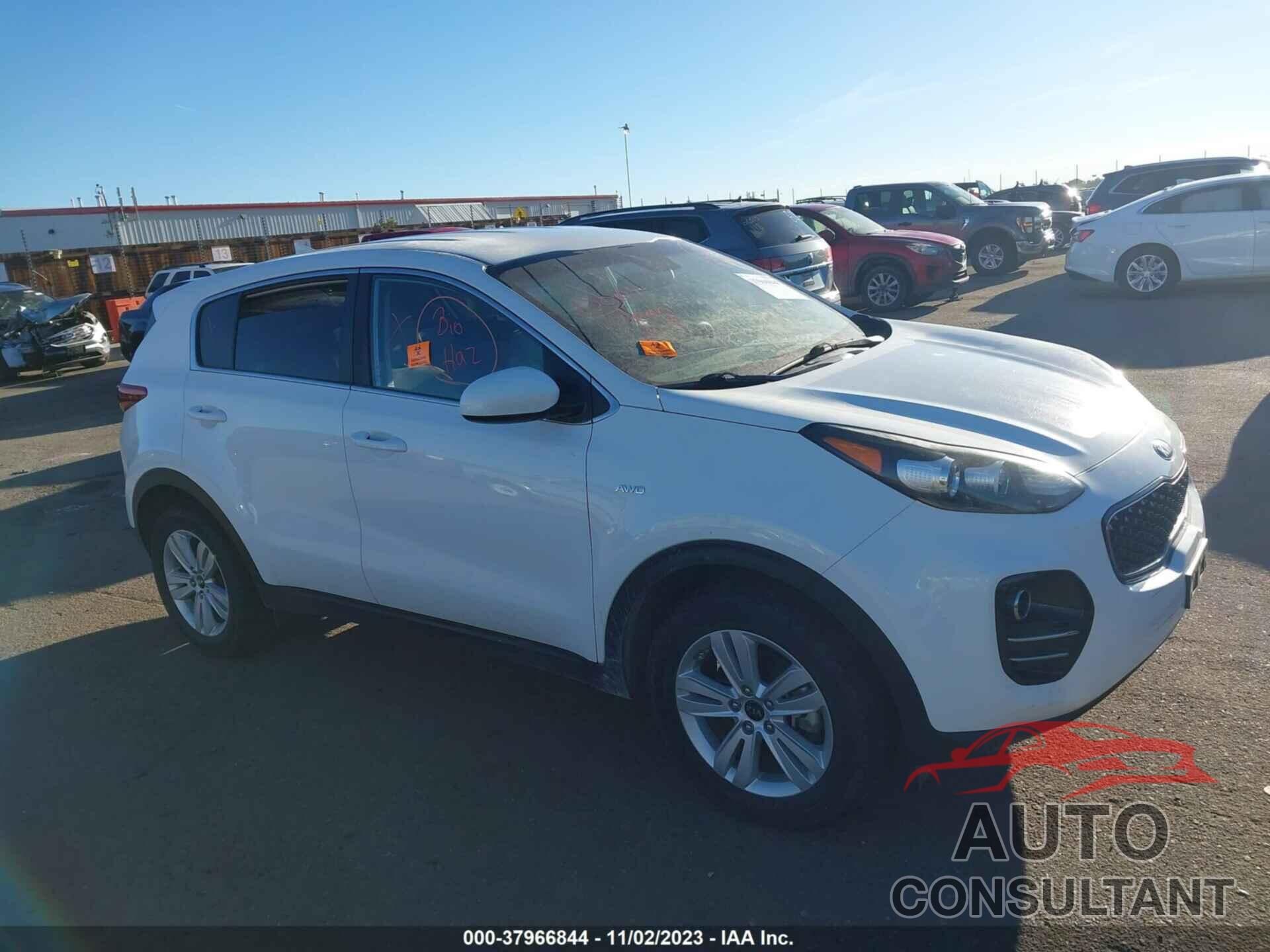 KIA SPORTAGE 2018 - KNDPMCAC8J7405156